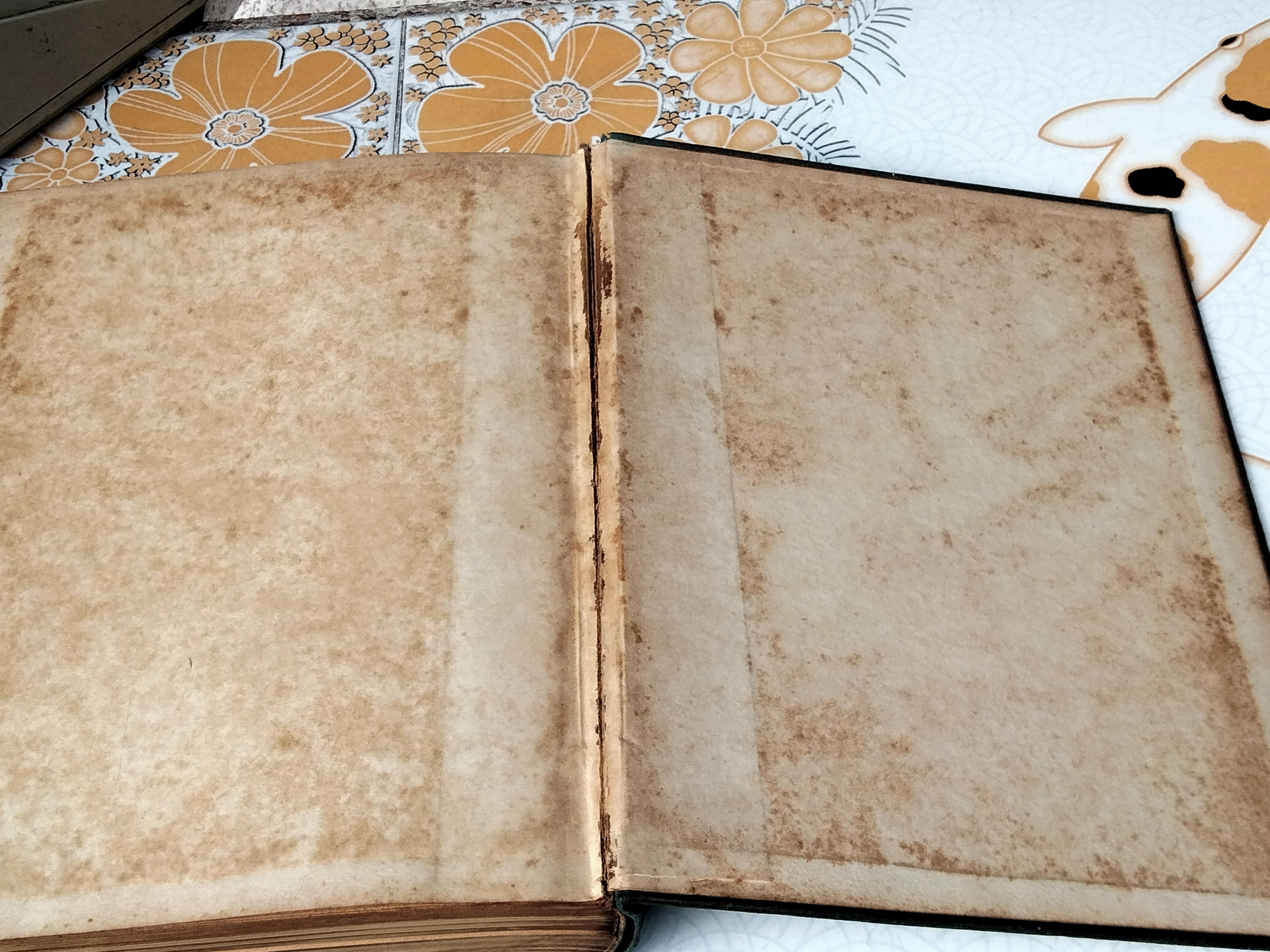 อธิบายประมวลกฎหมายแพ่งและพาณิชย์ กฎหมายลักษณะทรัพย์ โดย ม.ร.ว.เสนีย์ ปราโมช พิมพ์ปี พ.ศ 2497 **สินค้าหมด"*