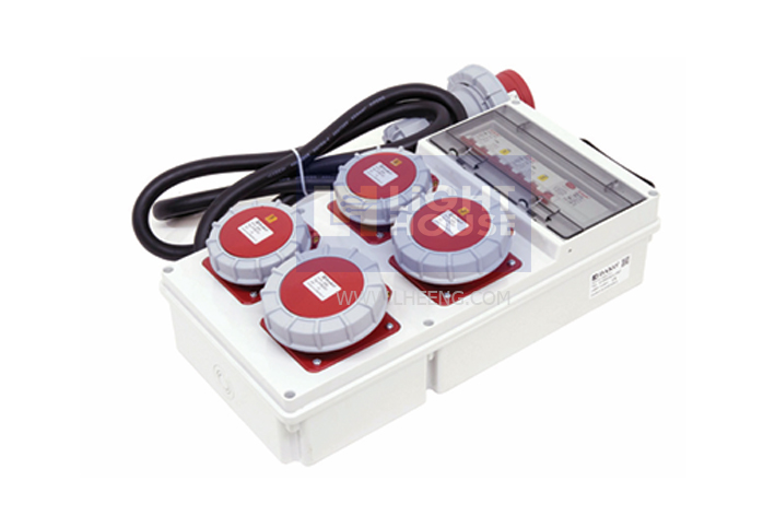 A10MC04-4 "DAKO PLUG" กล่องปลั๊กกระจายไฟ 3P+N+E 32A 400V IP55 400V (ชุดปลั๊ก IP67)