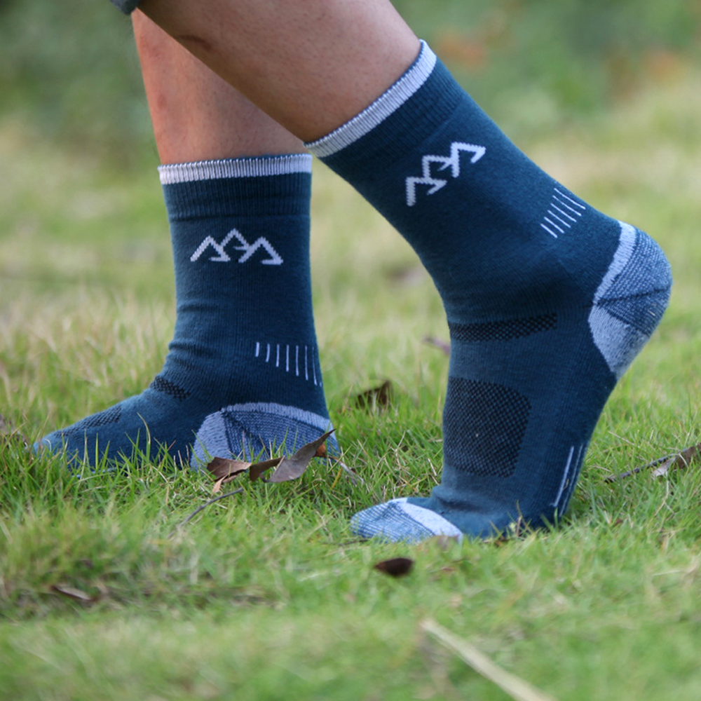 ถุงเท้าวิ่ง SANTO ผลิตจากขนสัตว์ สำหรับกีฬากิจกรรมกลางแจ้งทุกประเภท หนานุ่มใส่สบายระบายอากาศดี (N19)