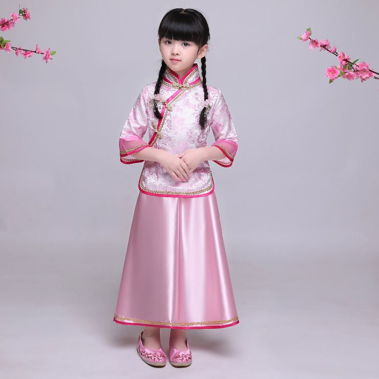 ชุดนักเรียนหญิงสมัยสาธารณรัฐจีน 民国学生服小姐装服 Young Student Girls' Uniforms of Republic of China