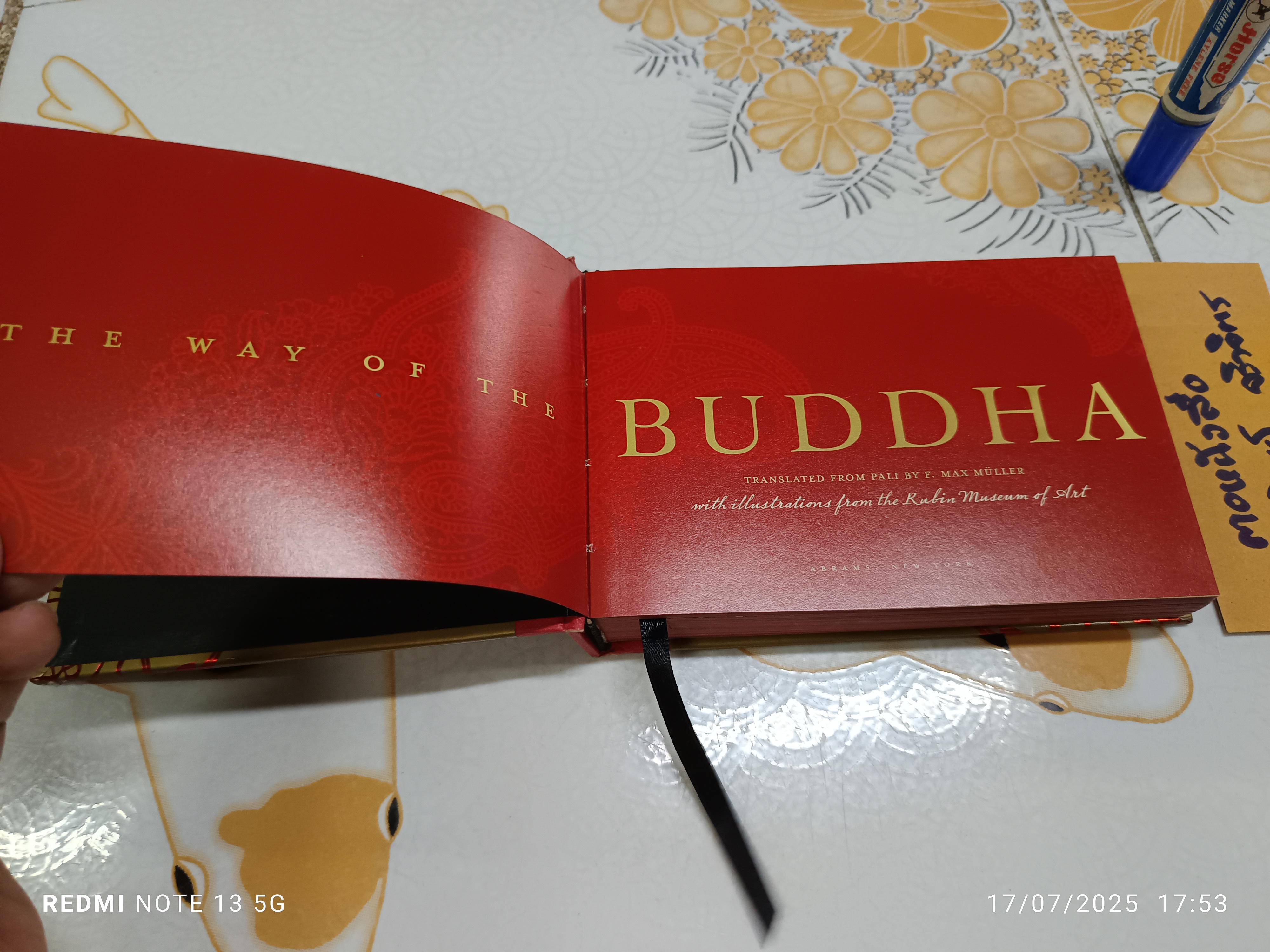 The Way of the Buddha (Hard Cover) The Illustrated Dhammapada, 2008 / The Rubin Museum of Art