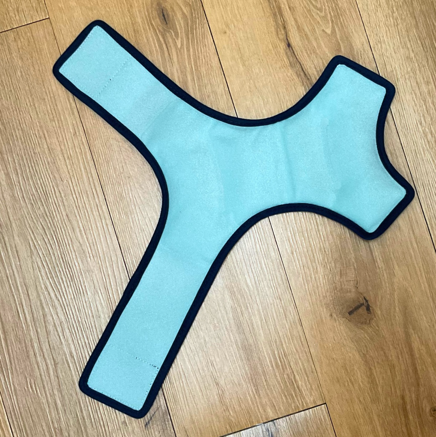 เจลประคบร้อนเย็นแบบหุ้มข้อเท้า ขนาด 38 X 42 cm. (ZZ7)