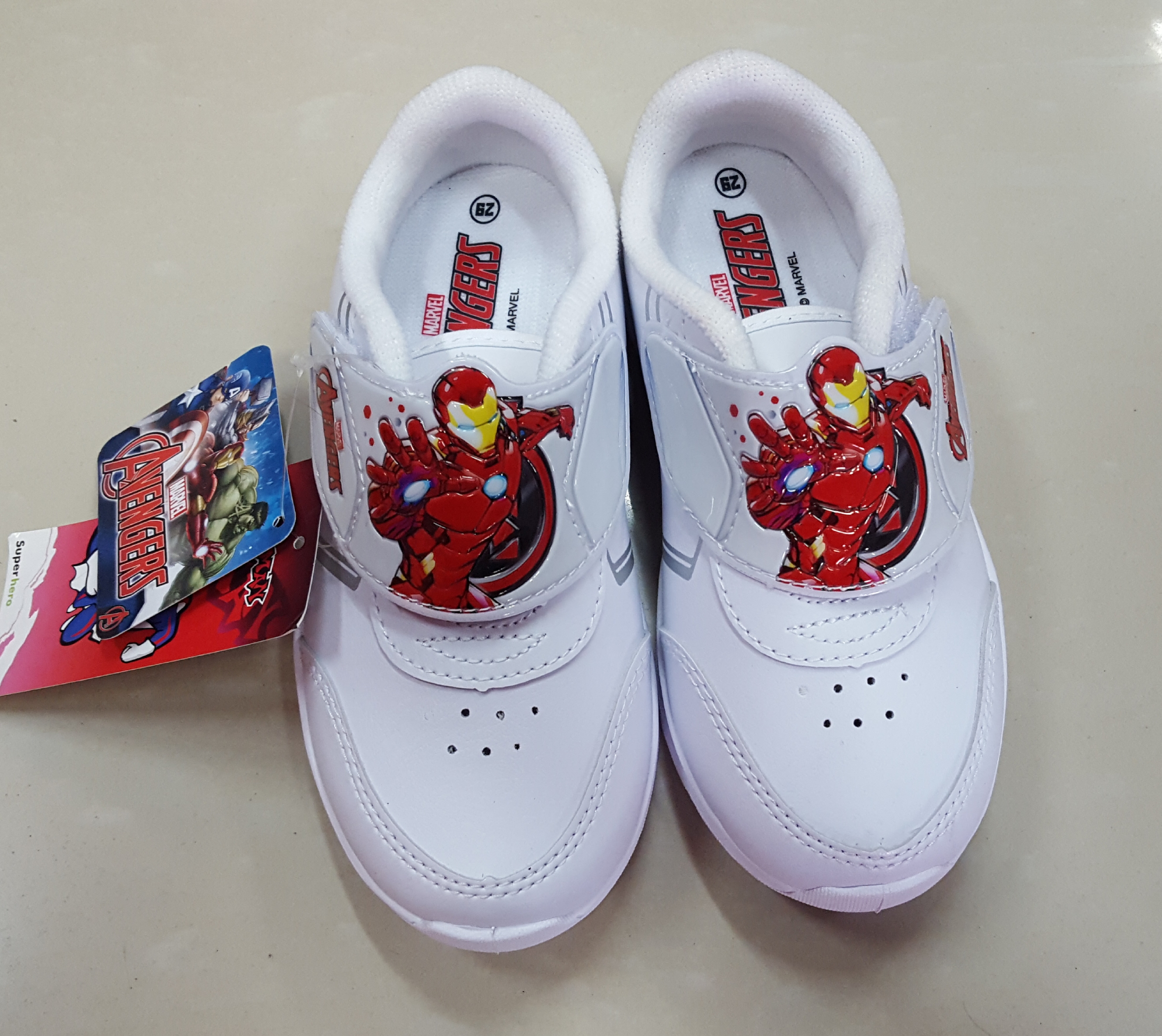 รองเท้าผ้าใบเด็ก ลายไอร่อนแมน (Ironman) สีขาว