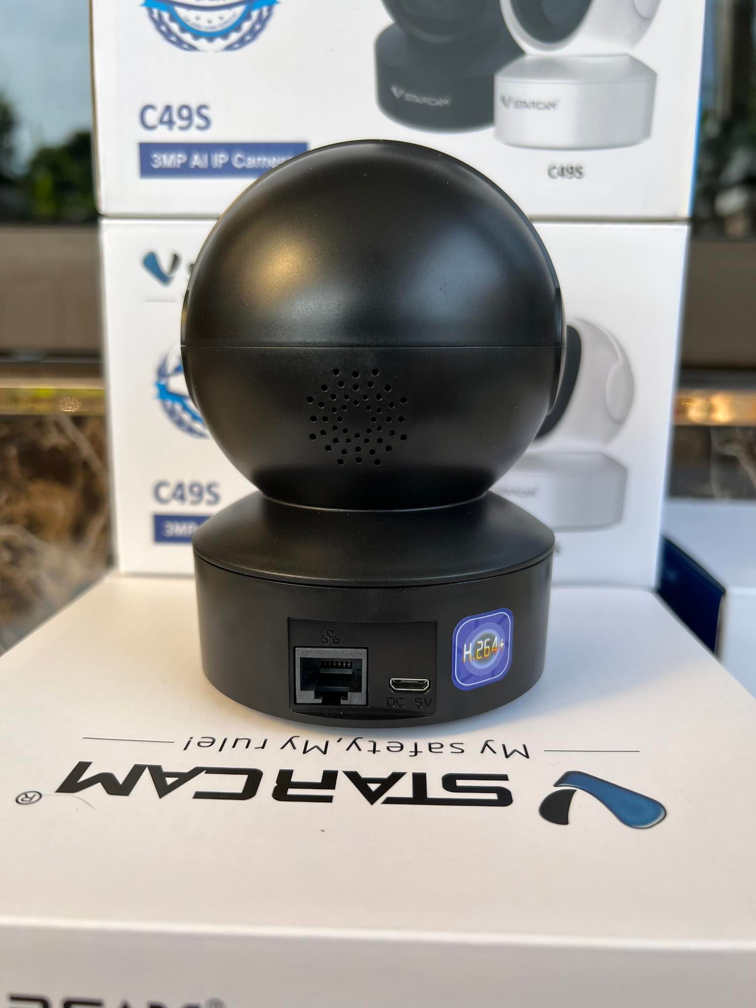 Vstarcam ใหม่ล่าสุด Vstarcam กล้องวงจรปิดกล้องใช้ภายใน รุ่นCS49 ความละเอียด3ล้านพิกเซล พูดโต้ตอบได้/ไวไฟในตัว ดำ