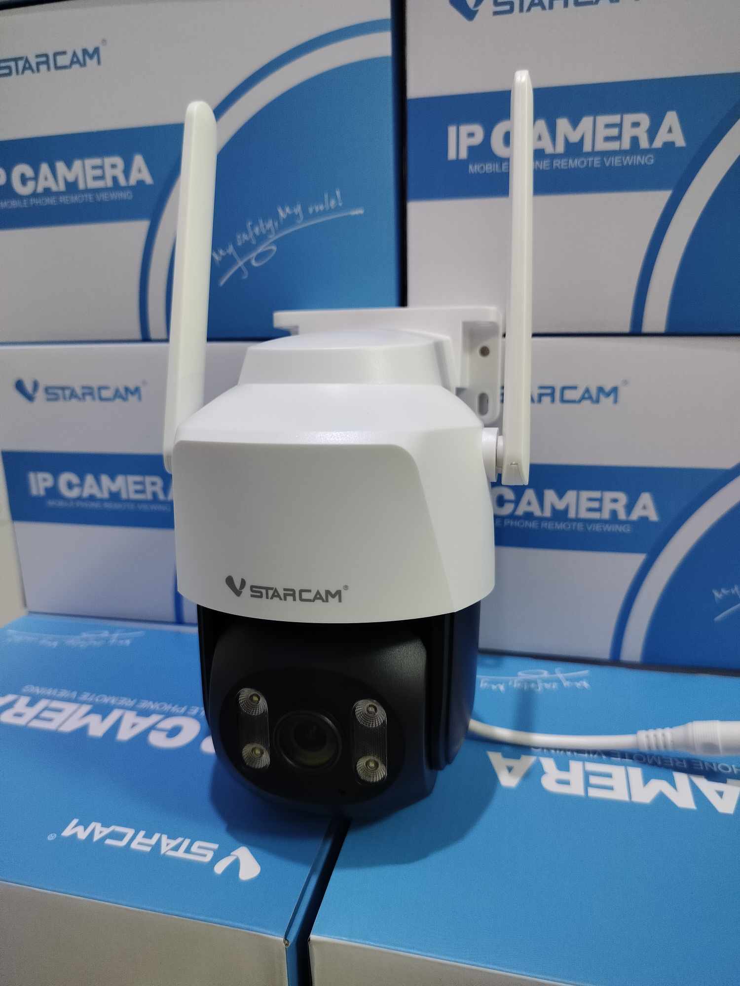 Vstarcam Vstarcam กล้องวงจรปิดภายนอกแบบใส่ซิมการ์ด รุ่นCG622 ความคมชัด2ล้านพิกเซล กันน้ำ ทนฝุ่น ทนแดด ขาว