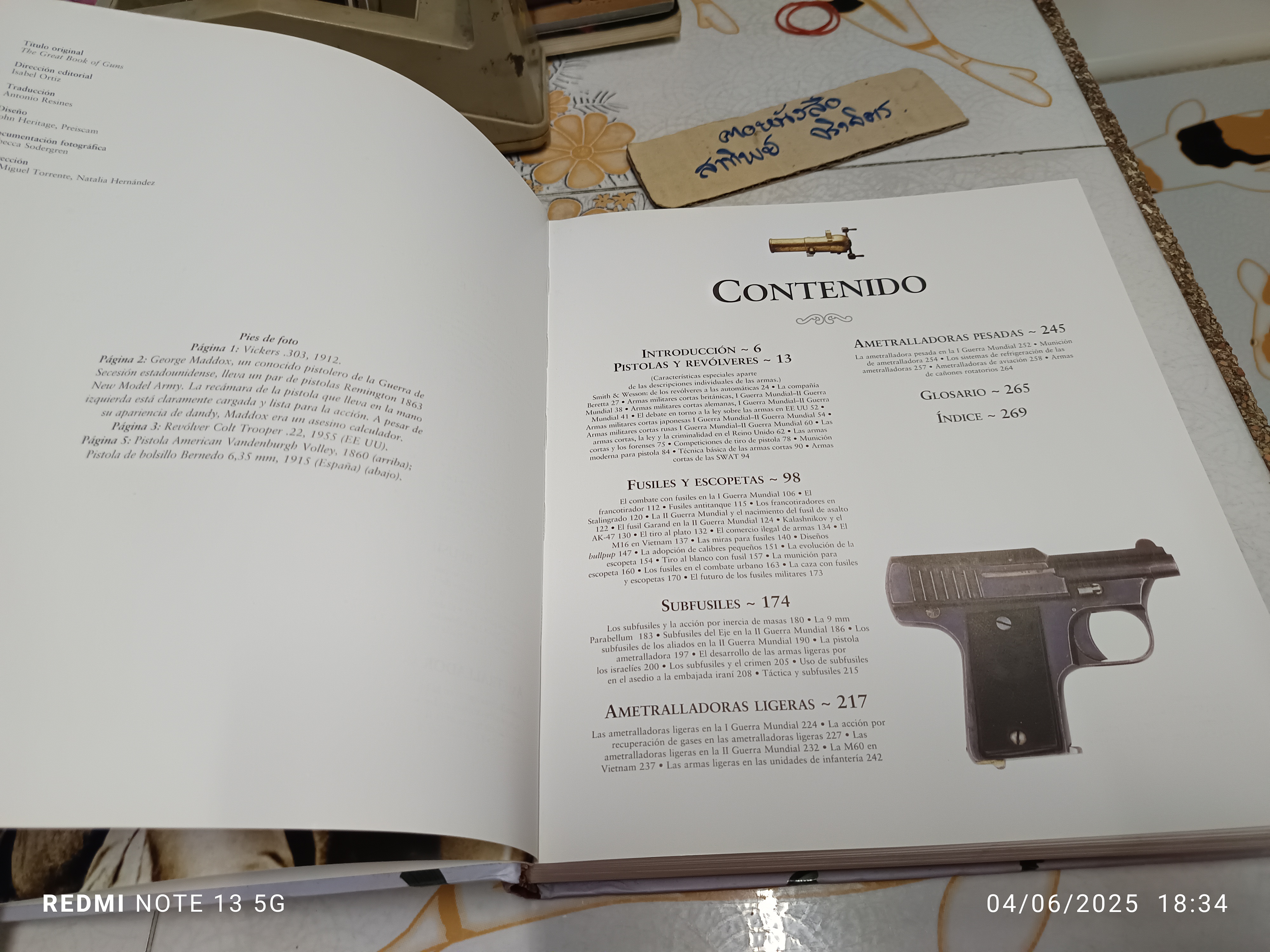 Atlas ilustrado de armas de fuego ; Language. Spanish / ประวัติปืน ความรู้เรื่องปืน (ภาษาสเปน)