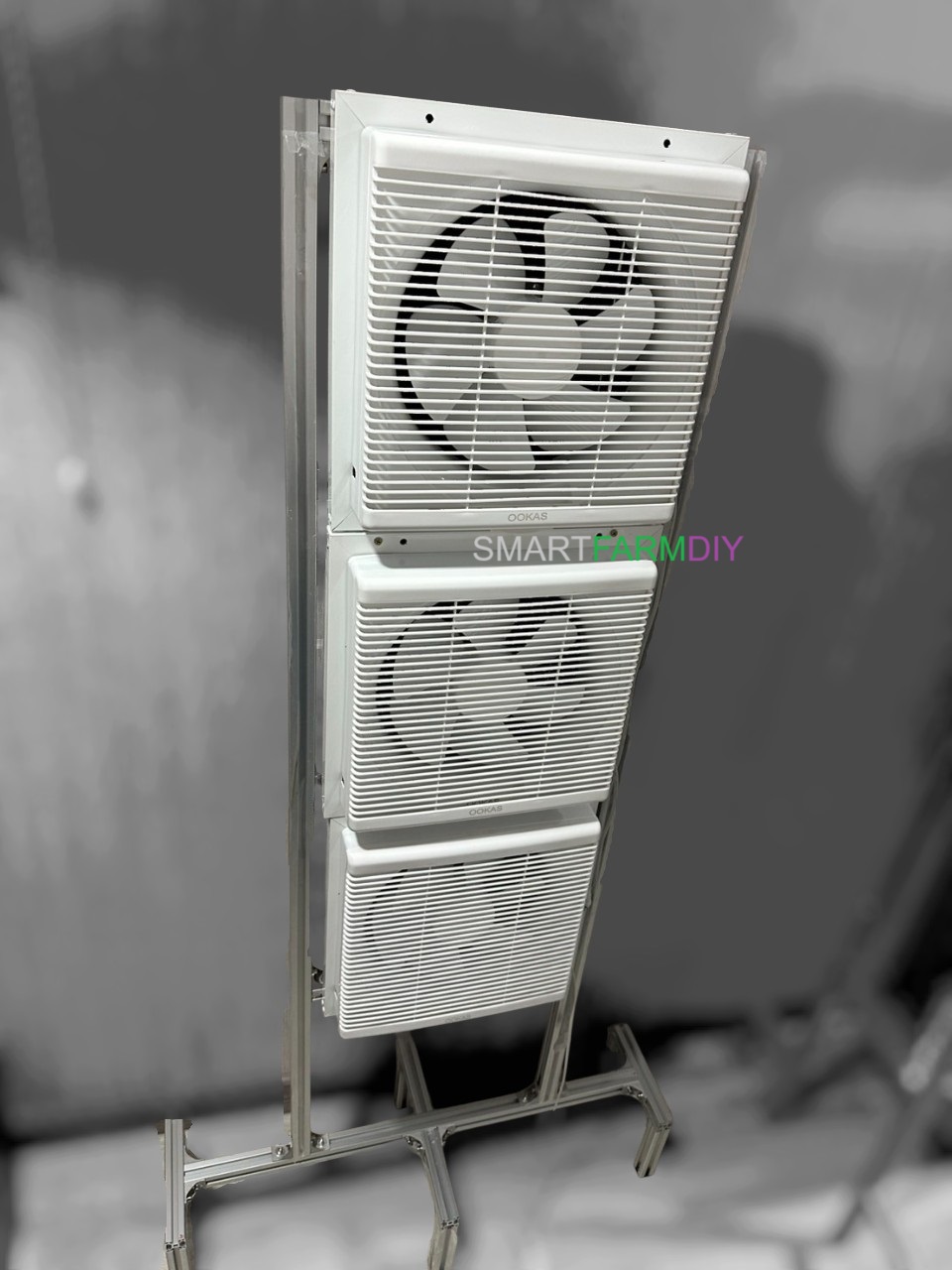 Tower Fan ชุดพัดลมระบายอากาศ 12 นิ้ว 3 ชุดแยกทำงาน พร้อมซัพพอทอลูมิเนียมโปรไฟล์