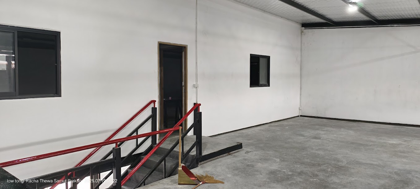 โกดังกิ่งแก้วซอย37ให้เช่า