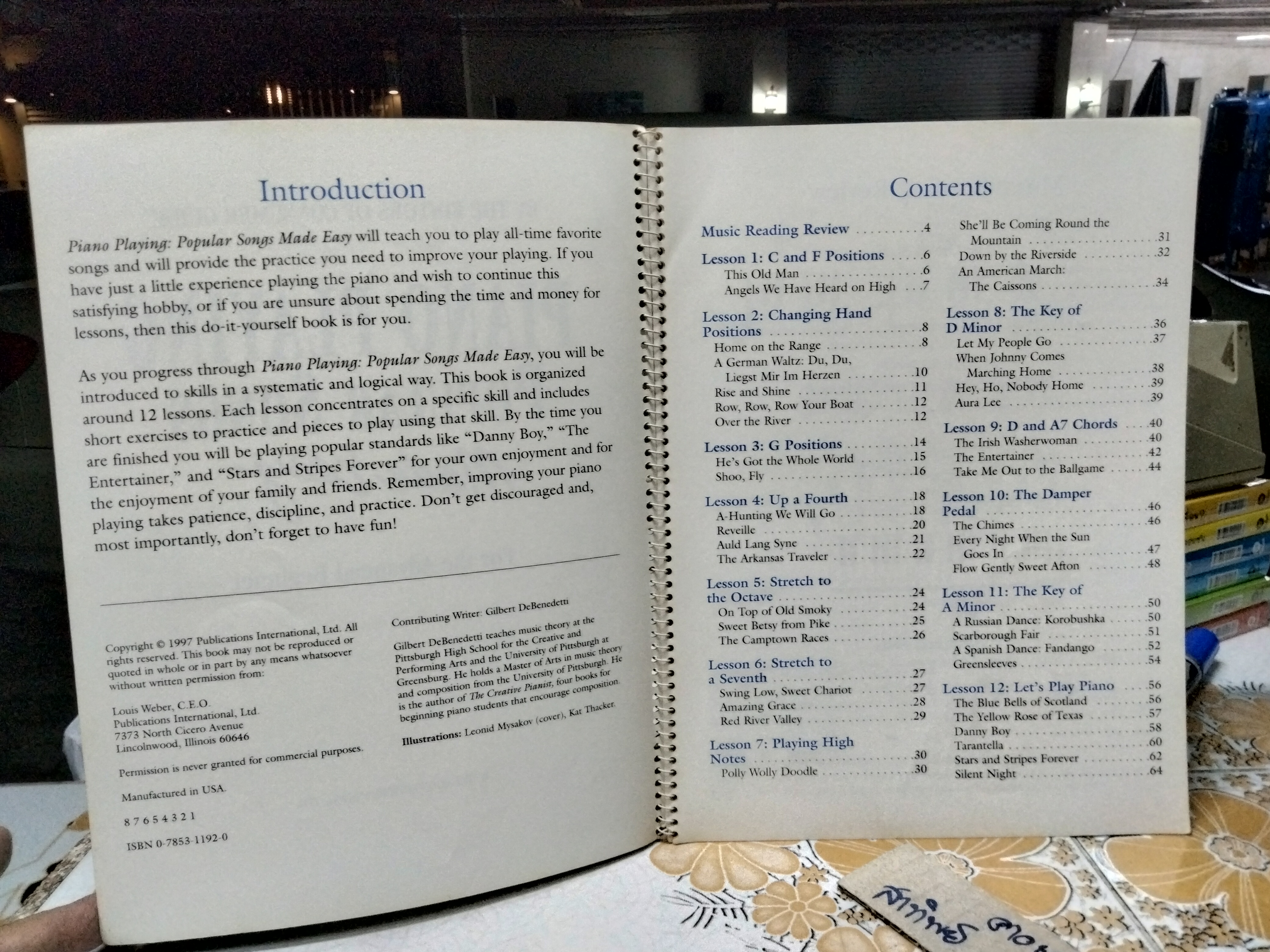 The Organist's Picture Chords + PIANO PLAYING , Popular Songs Made Easy (ขายรวม 2 เล่ม)