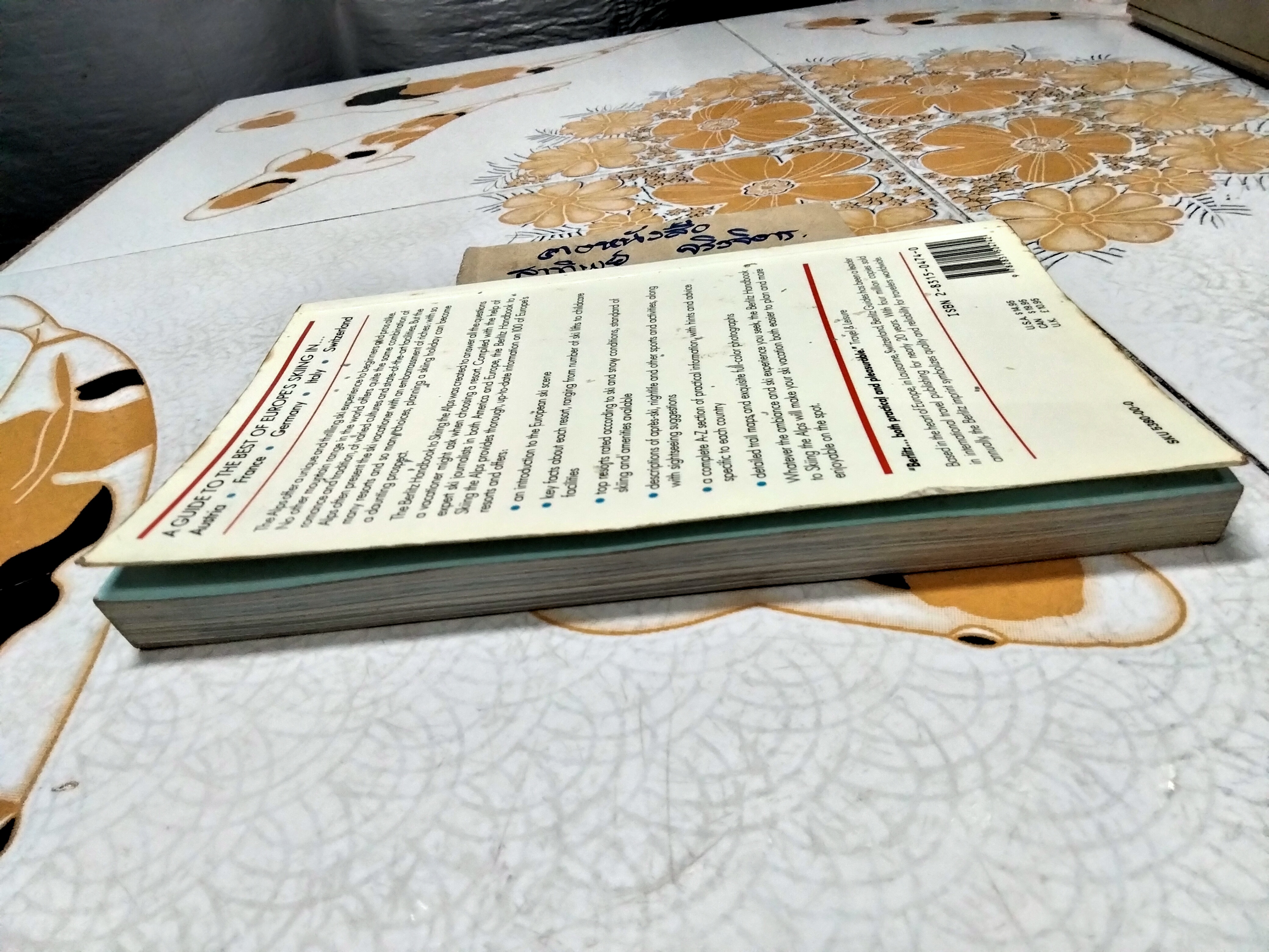 Handbook to skiing the Alps by Claire Walter - book.