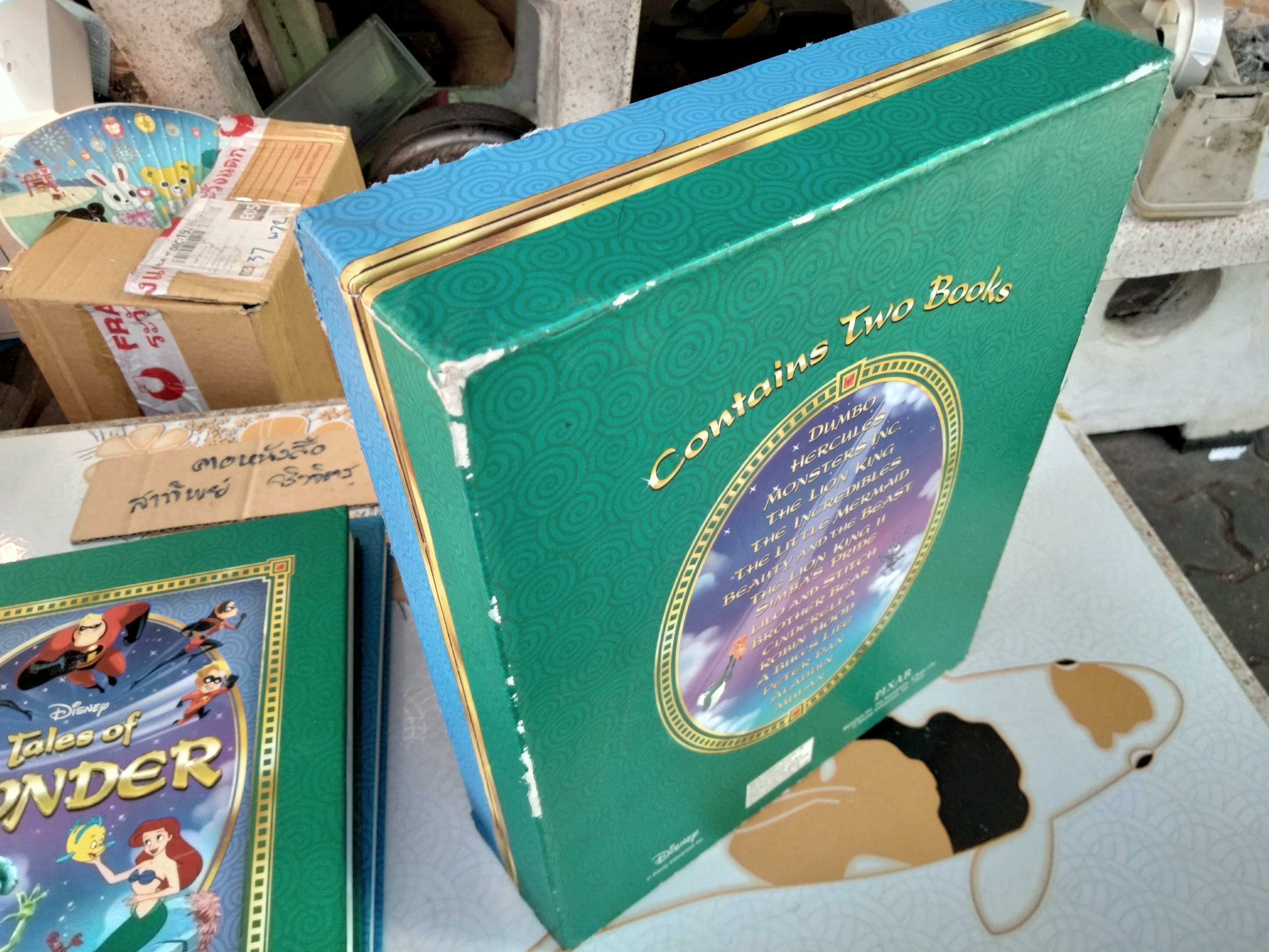 DISNEY - TALES OF MAGIC AND WONDER ( 2 เล่มชุดปกแข็งพร้อมกล่อง) ฉบับภาษาไทย **สินค้าหมด**