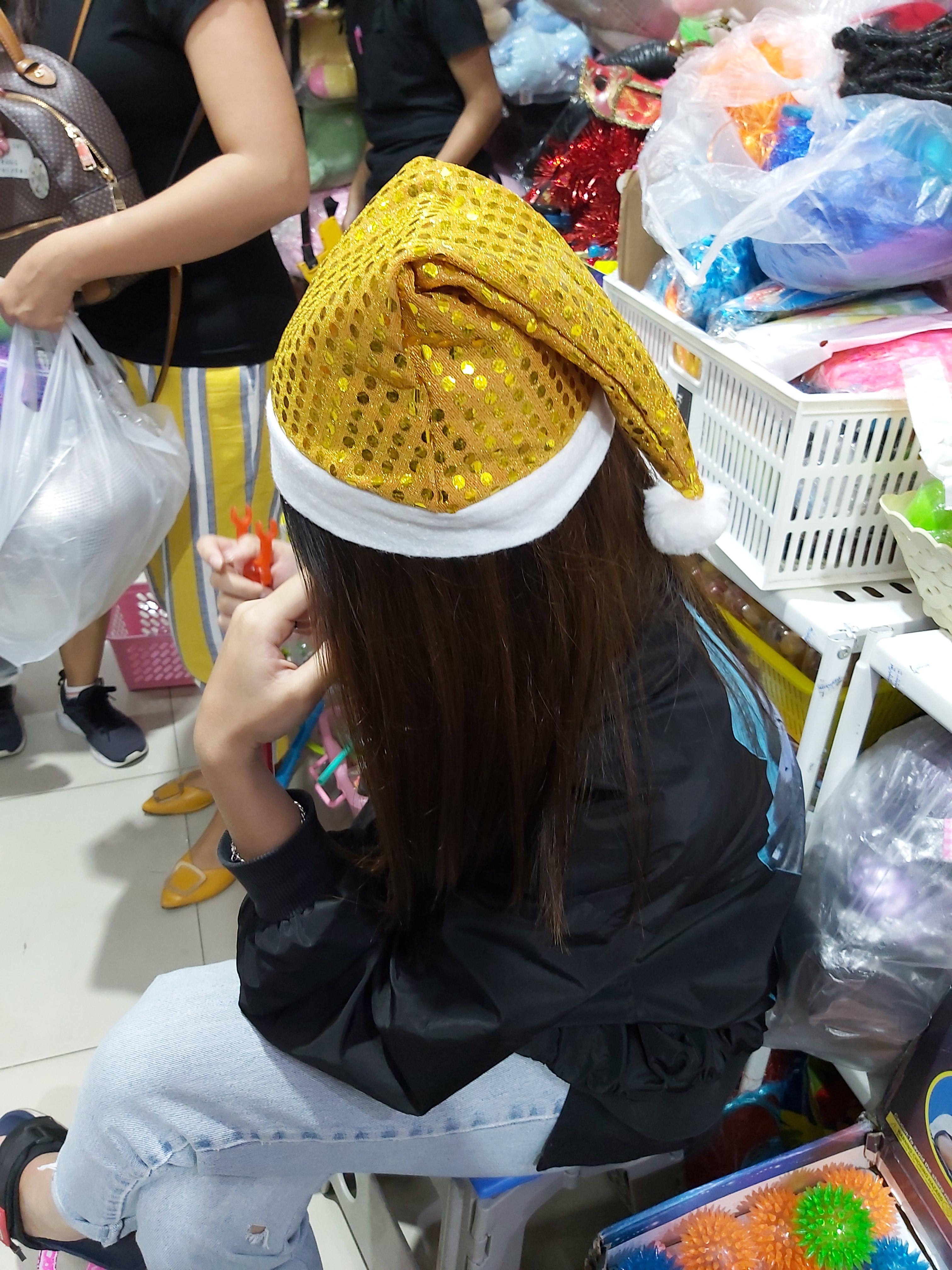 หมวกซานต้าสีเหลือง (25บ.)