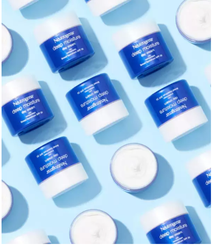 (Pre Order) Neutrogena® SPF 20 Deep Moisture Day Cream with Sunscreen Broad Spectrum SPF 20 2.25oz (63g) นุโทรจีน่า ครีมบำรุง สูตรเติมความชุ่มชื้น ผสมกันแดด