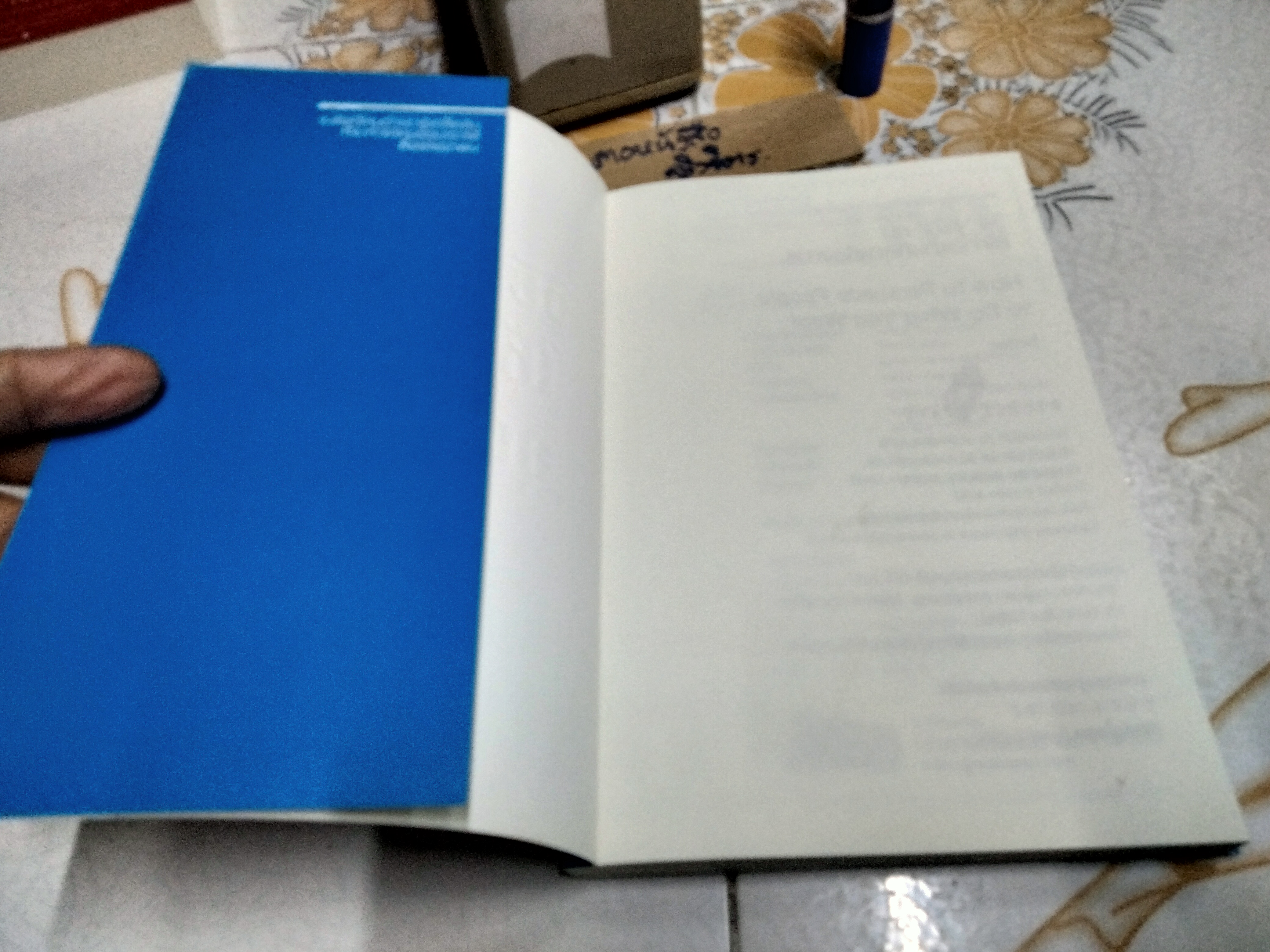 วิธี "จูงใจ" คนให้ทำอย่างที่คุณต้องการ โดย เฌอมาณย์ รัตนพงศ์ตระกูล พิมพ์ครั้งแรก พ.ศ.2557