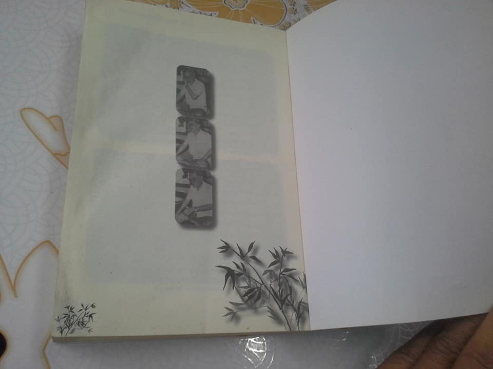 โจวเอินไหล ผู้ปลูกไมตรีไทย-จีน โดย วรรณไว พัธโนทัย (มีลายเซนต์ผู้เขียน+ตำหนิ โดนน้ำ) **สินค้าหมด**