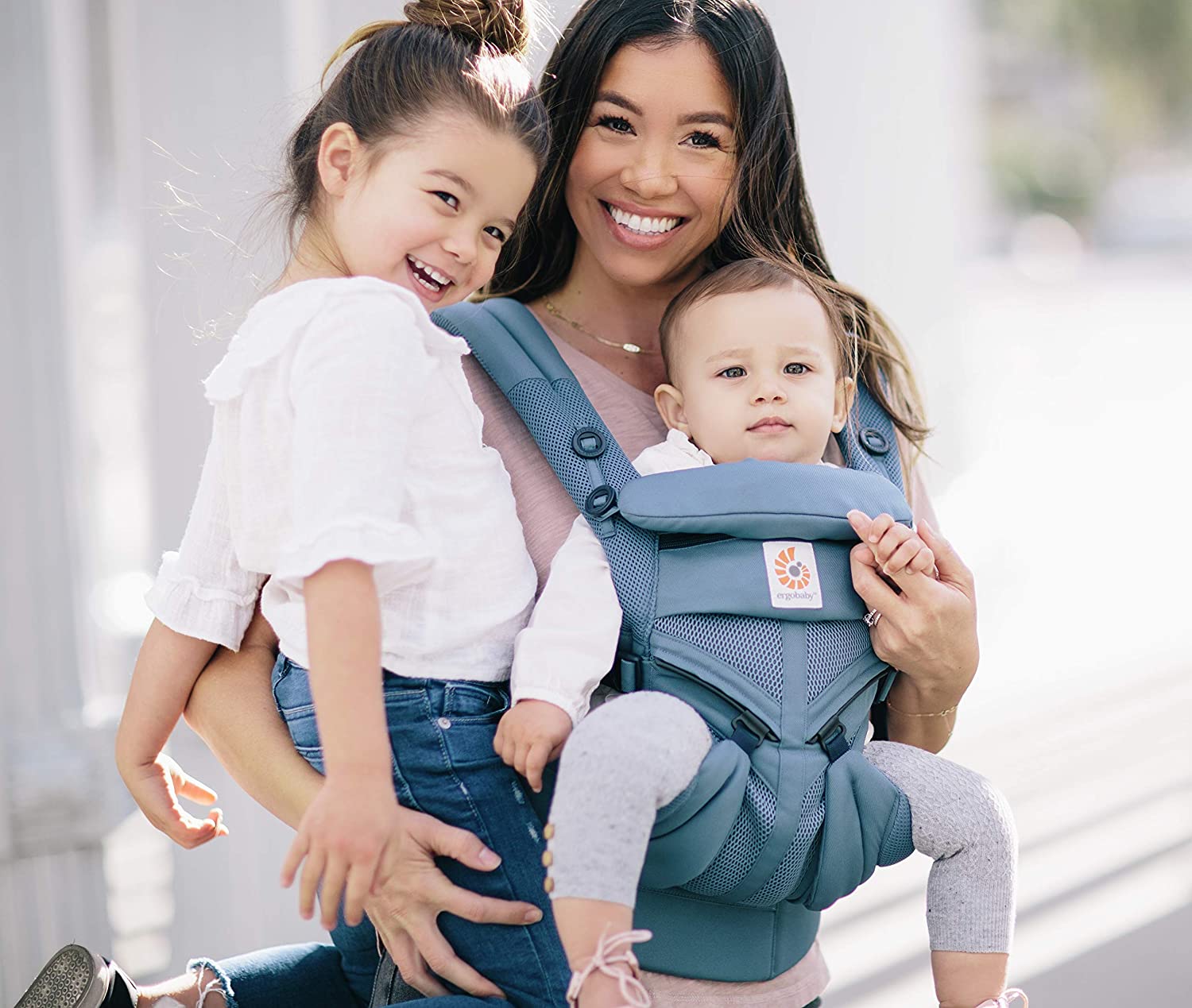 (Pre Order) Ergobaby® OMNI 360 All Positions Baby Carrier Cool Air Mesh for Newborn to Toddler Weight 3.2-20 kg, Oxford Blue เป้อุ้มเด็ก