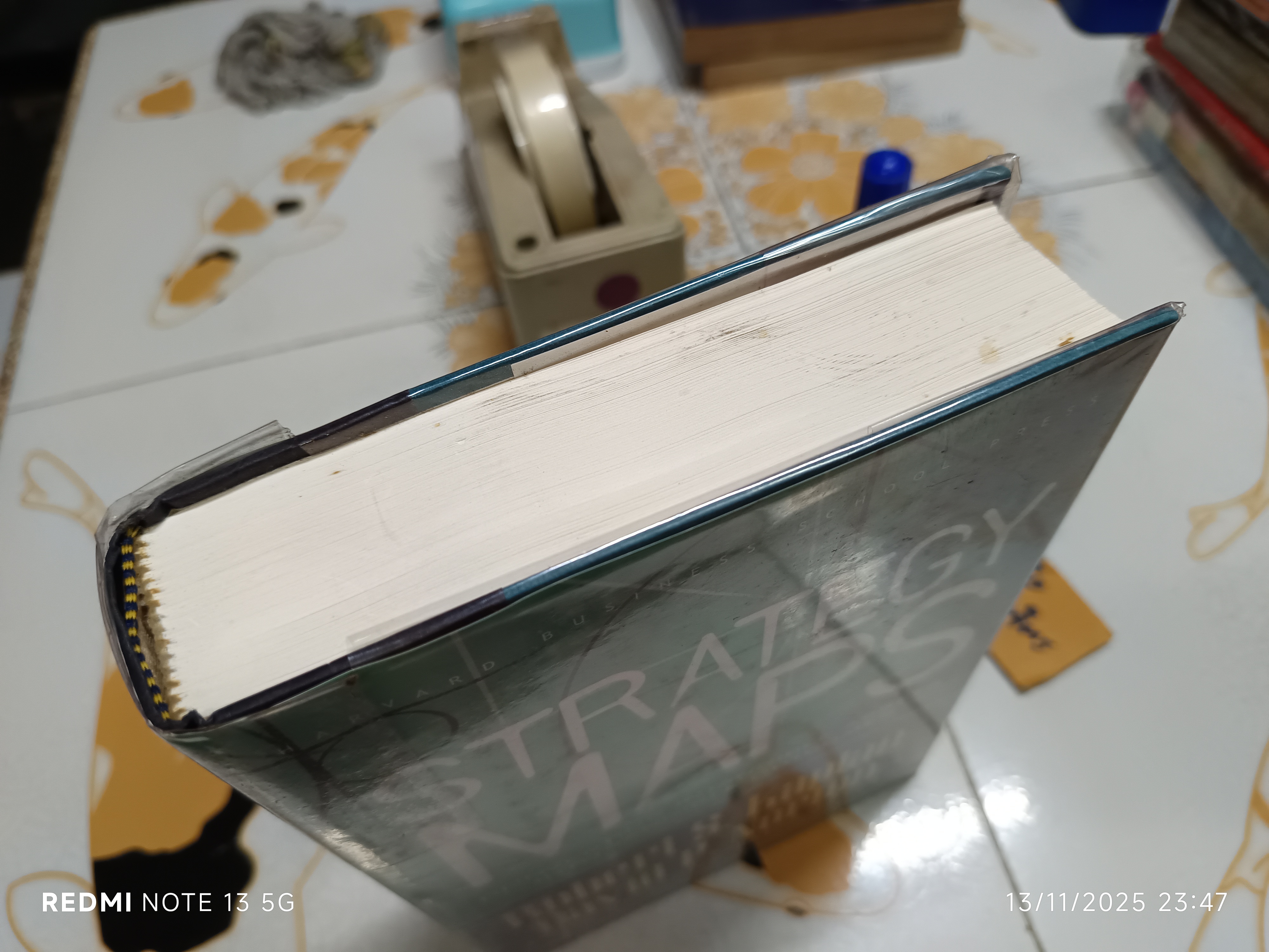 Strategy Maps : Converting Intangible Assets into Tangible Outcomes , Kaplan (ฉบับภาษาอังกฤษ)