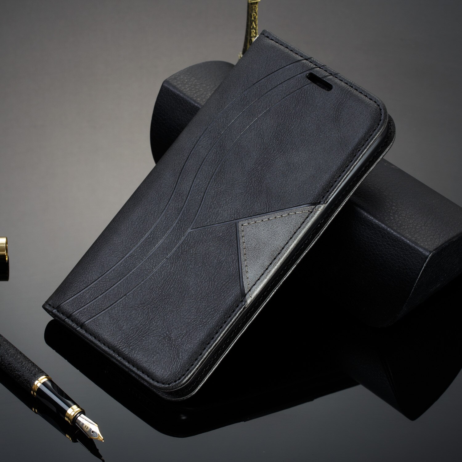 Case iPhone 13 Pro Max#เคสฝาพับหนัง PU มีช่องเสียบ ID บัตรอื่นๆในตัว Geometric Pattern Leather Card Holder Protective