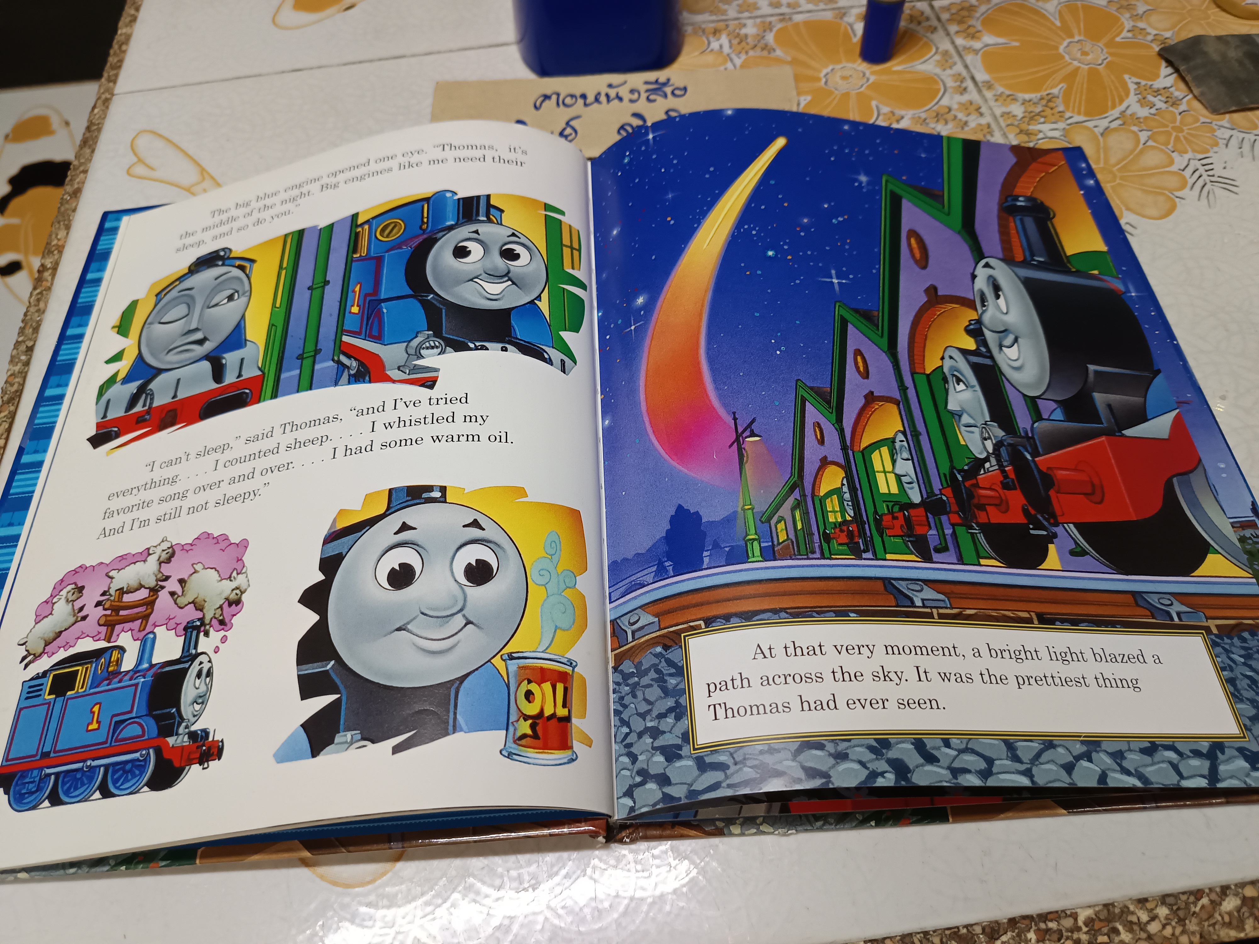ขายรวม 2 เล่ม Thomas & Friends ปกแข็ง / The Adventures of Thomas + Thomas and the Shooting Star