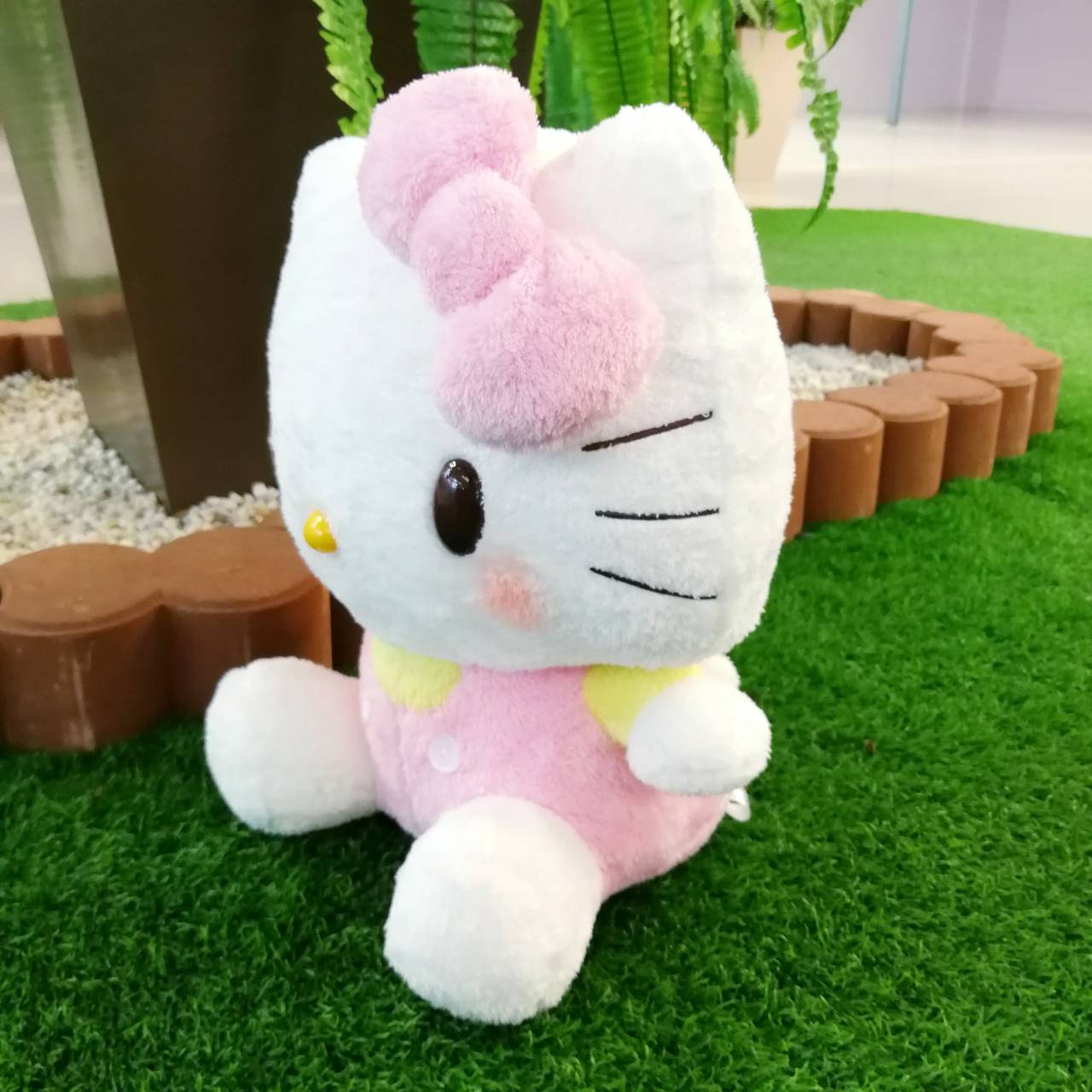 ตุ๊กตา Kitty 15 นิ้ว