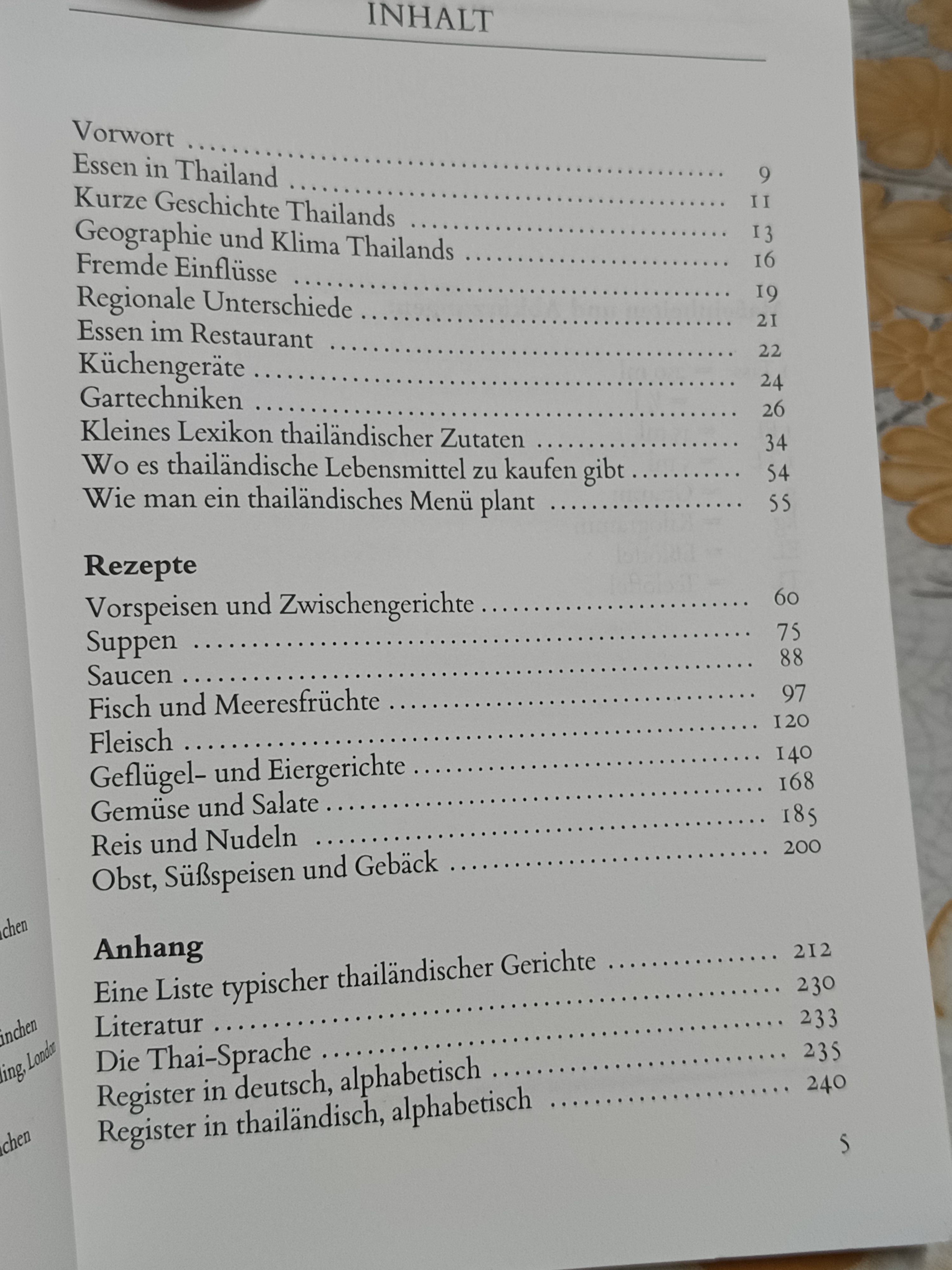 ตำราอาหารไทย (ภาษาเยอรมัน) Die original Thailändische Küche : Exotische Köstlichkeiten zum Nachkochen Jane Michael - Rushmer **สินค้าหมด**