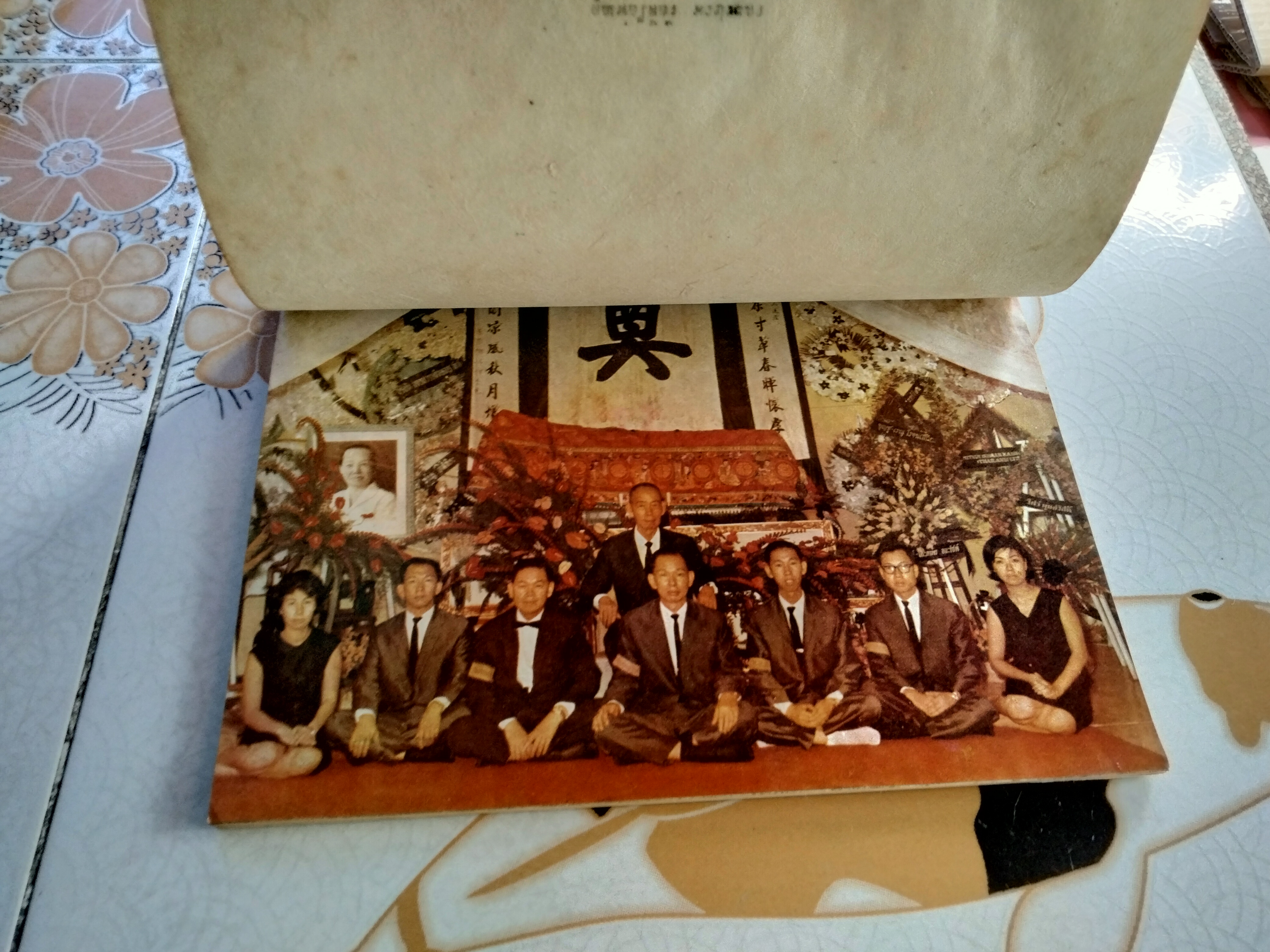 อนุสรณ์งานบรรจุศพ คุณแม่เช็ง พรประภา ณ สุสานศรีราชา ชลบุรี วันที่ 30 พฤษภาคม 2509