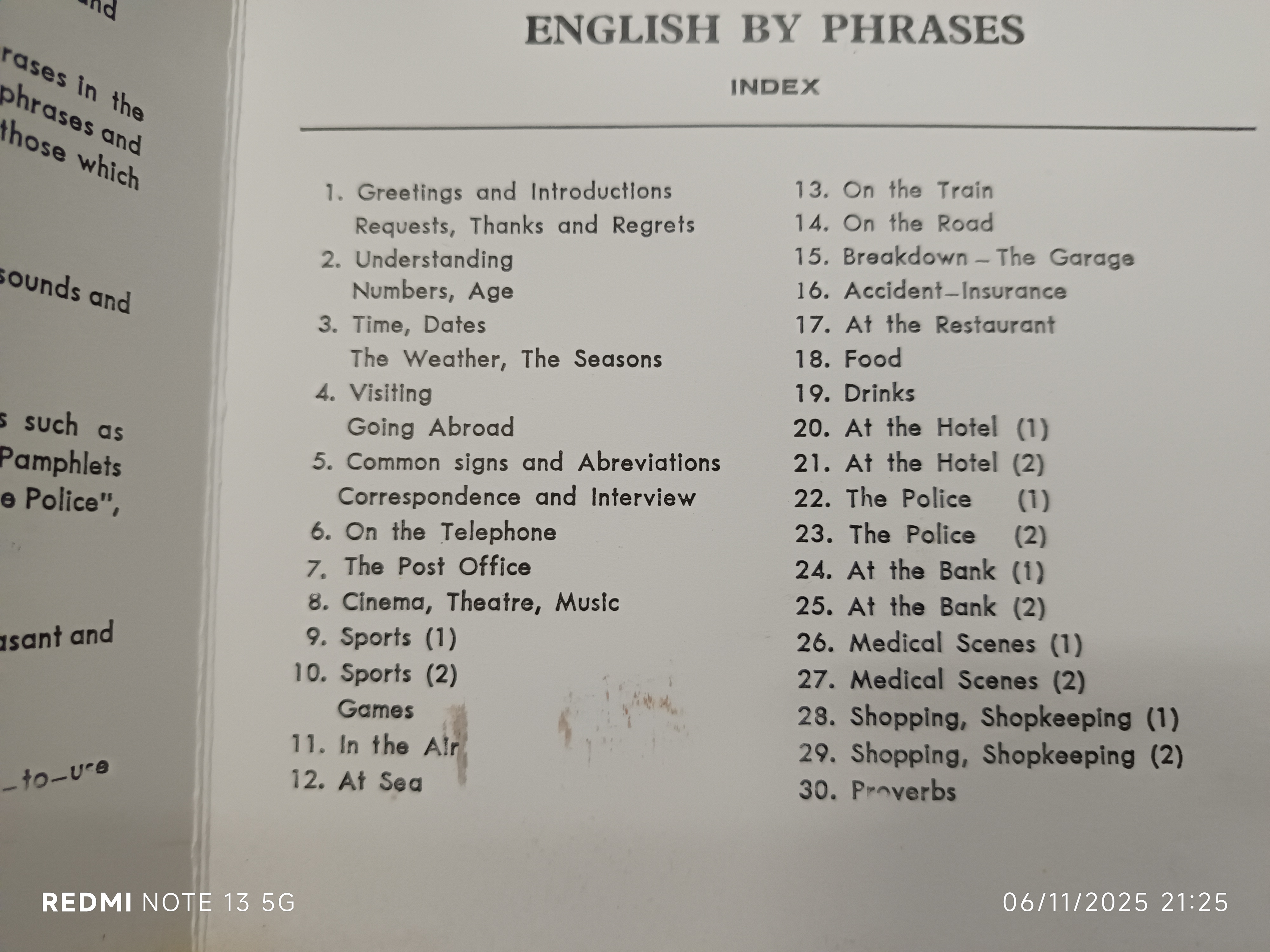 English by phrases : เรียนภาษาอังกฤษด้วยวลี (ครบชุด 30 เล่ม) พิมพ์ปีพ.ศ 2524