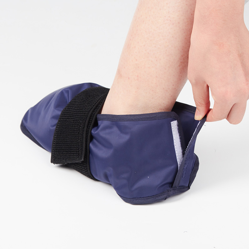 เจลประคบร้อนเย็นแบบสวมเท้ามีสายรัด ขนาด 14 X 29 cm (ZZ4)