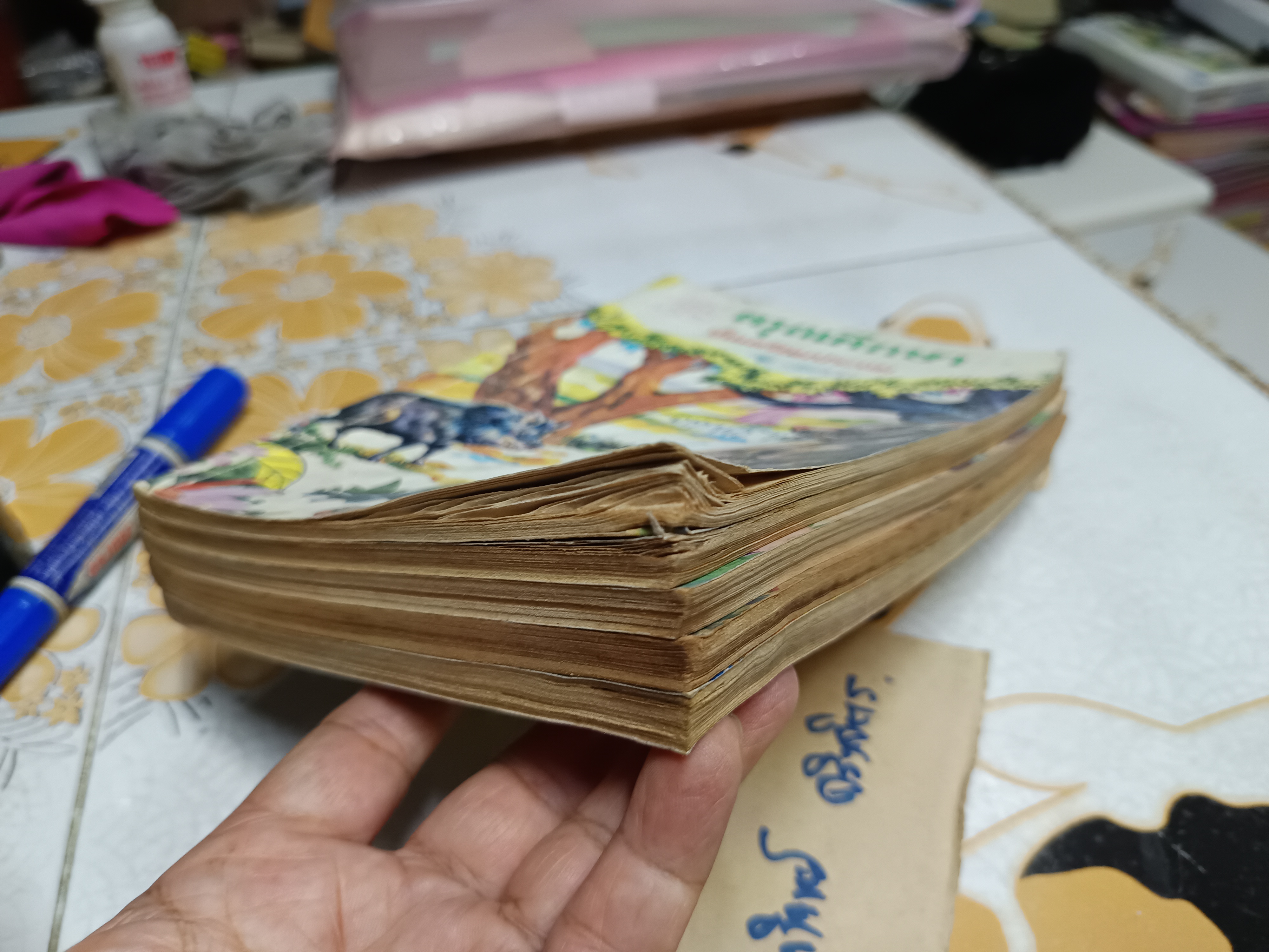 ดรุณศึกษา แบบเรียนภาษาไทย ระดับชั้นประถมศึกษา แต่งโดย ฟ. ฮีแลร์ โรงพิมพ์ไทยวัฒนาพานิช จัดพิมพ์ (ขายรวม 5เล่ม)