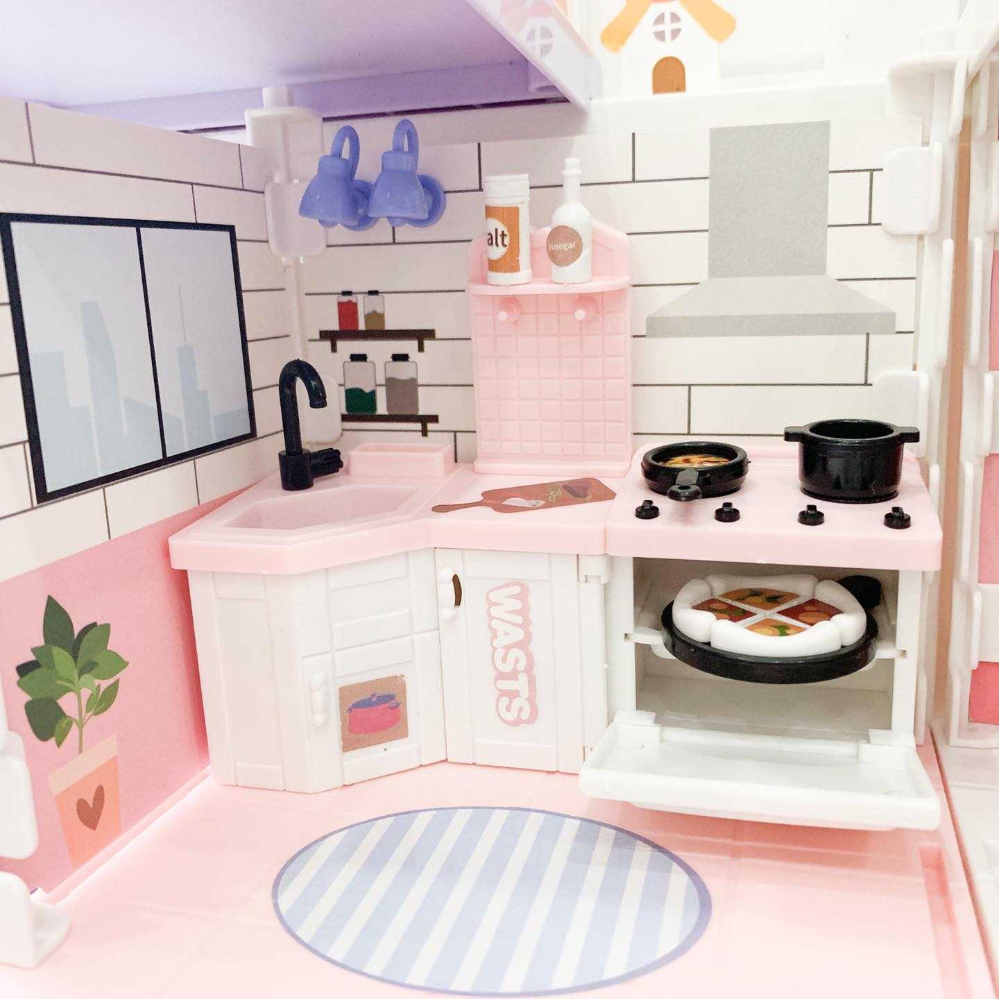 บ้านตุ๊กตา ตุ๊กตาเปลี่ยนชุดได้