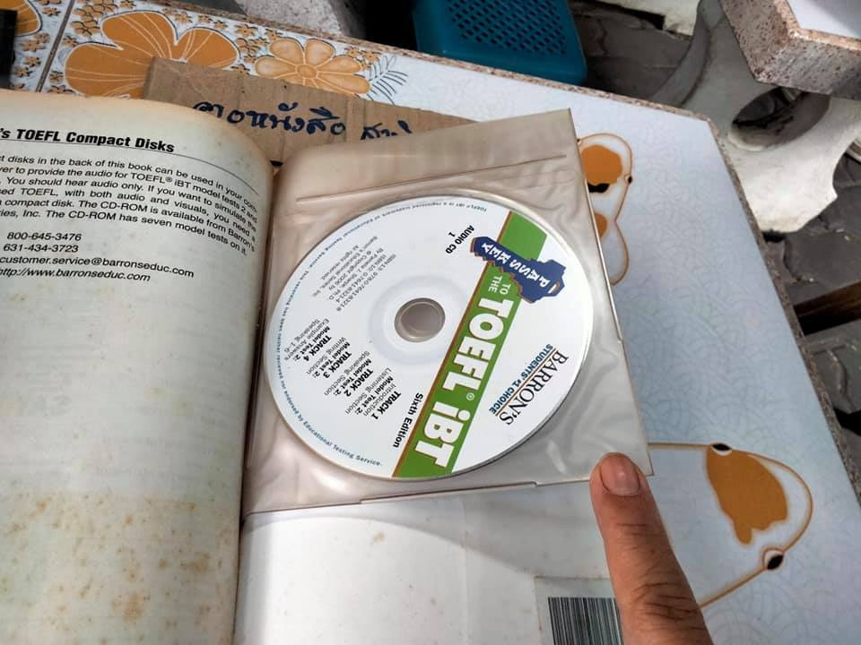 TOEFL IBT , BARRON'S 6th Edition (เล่มเล็ก แผ่นซีดีครบ)