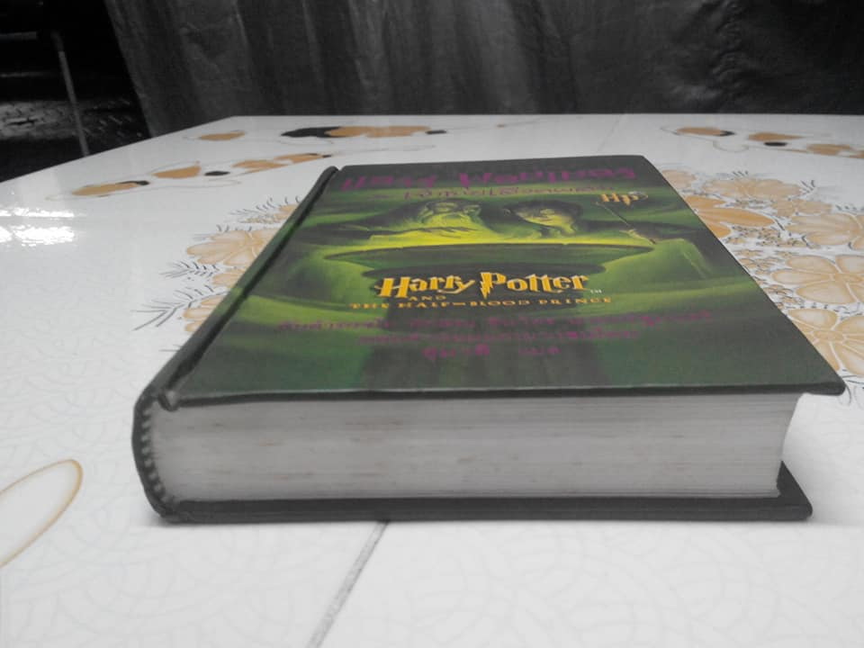 แฮร์รี่ พอตเตอร์ กับ เจ้าชายเลือดผสม - ปกแข็ง พิมพ์ครั้งแรก 2548 **สินค้าหมด**