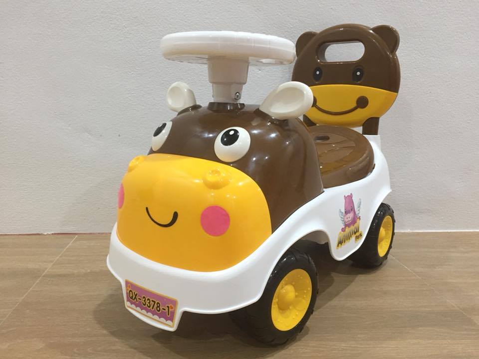 รถขาไถ หน้าฮิปโป