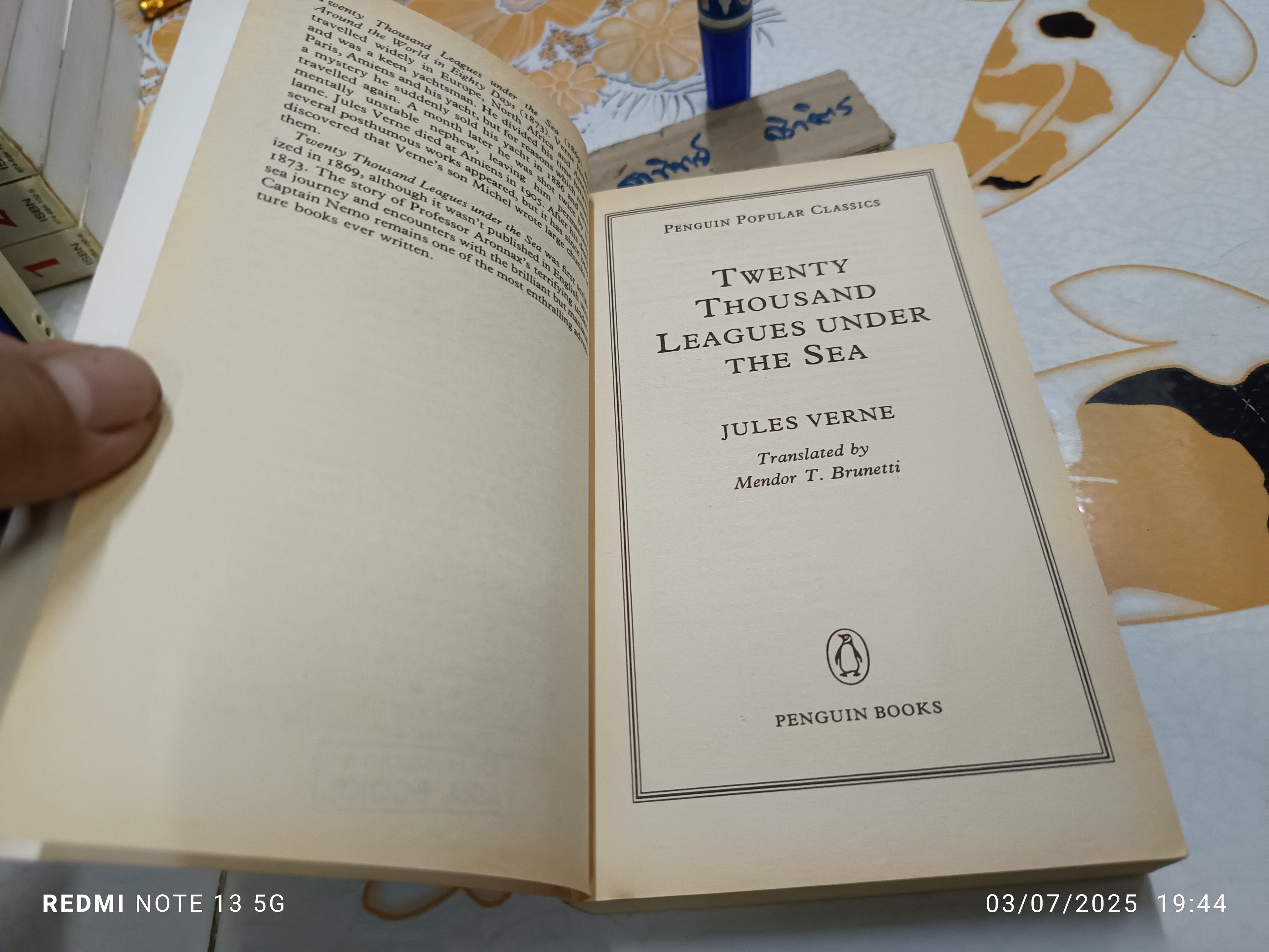 Twenty Thousand Leagues Under The Sea, Jules Verne 1994 , Penguin popular classics