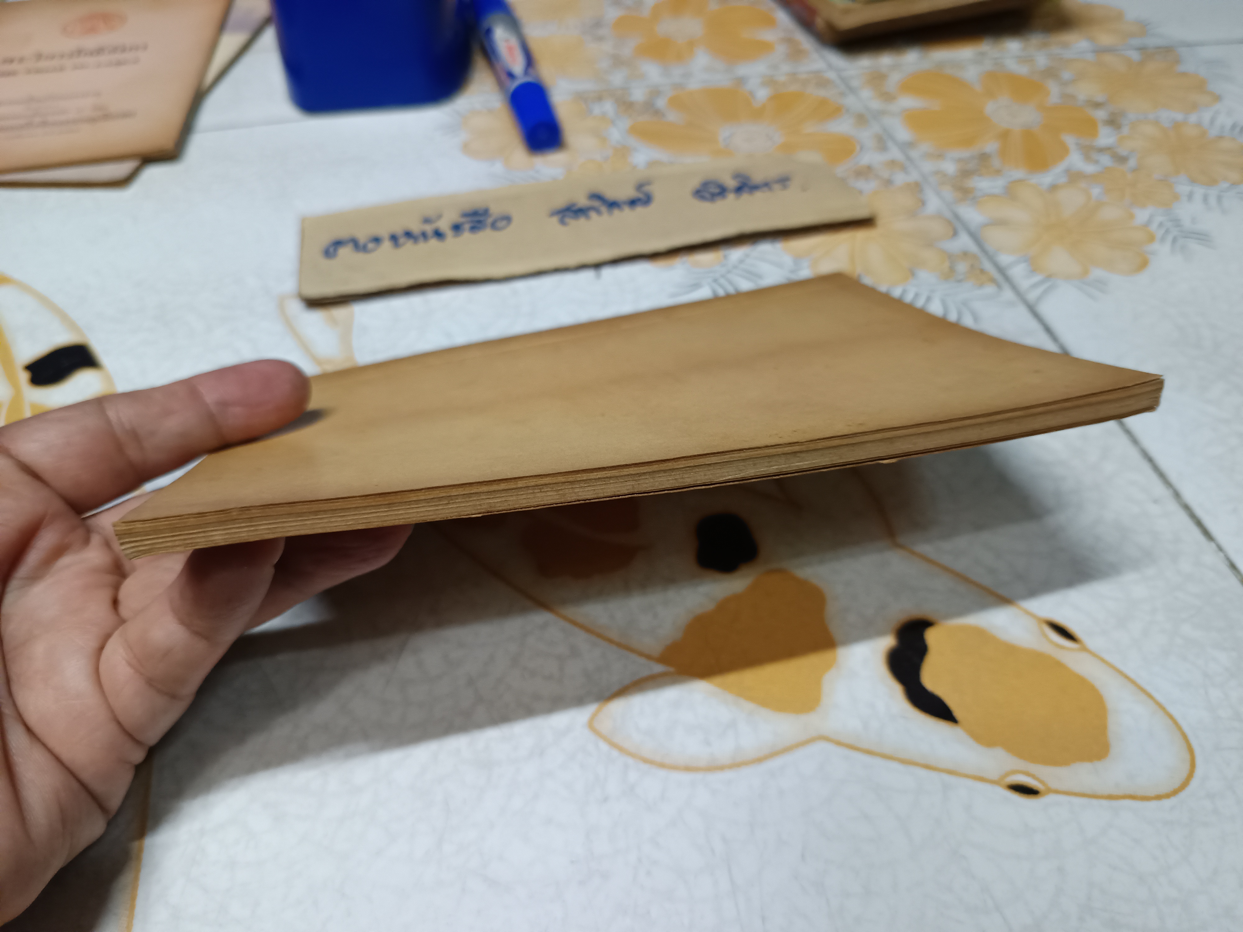 พระโพธิสัตว์ เรียบเรียง ภิญโญ ทัศนะพยัคฆ์ กรมศิลปากร จัดพิมพ์ครั้งแรก พ.ศ.2511 (จำนวน 1,000 เล่ม) **สินค้าหมด**