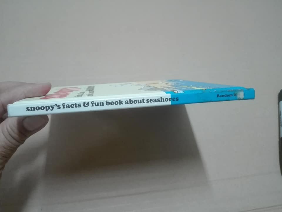 Snoopy's facts & fun book about nature Based on the Charles M. Schulz characters, Random House , New York