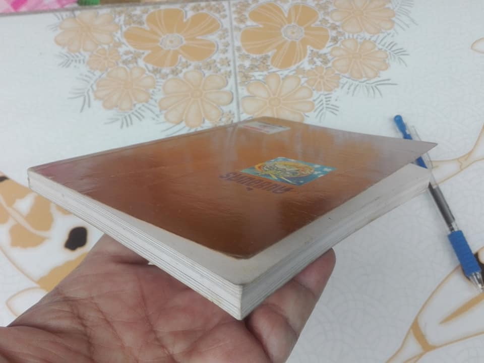 คนย้อนศร โดย ไผท ภูธา (รวมเรื่องสั้น)