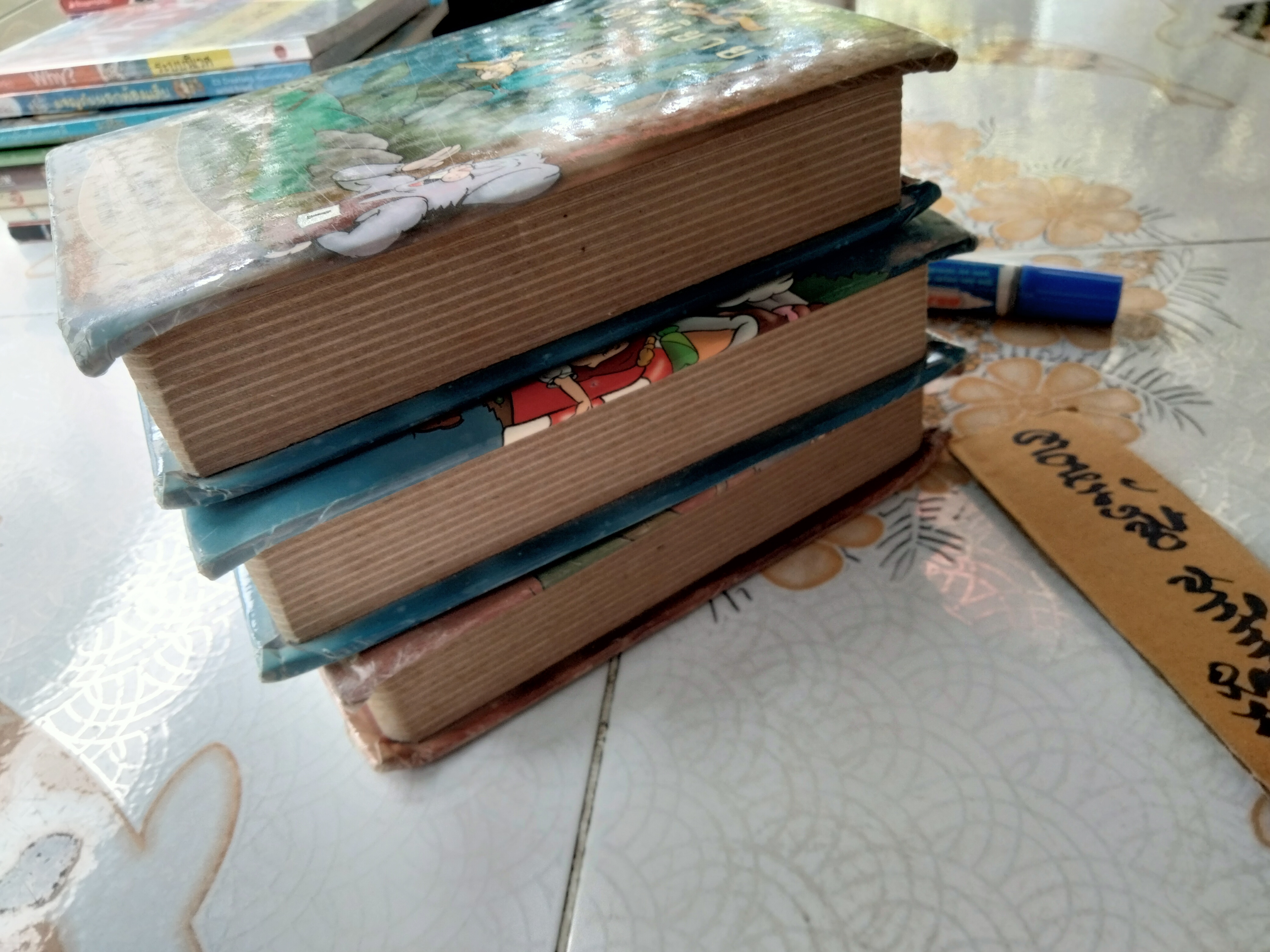 เทพนิยาย ก่อนนอน - ขายรวม 3 เล่ม (บอร์ดบุ๊ค) ชุดที่ 1 - เล่ม 1 เล่ม 2 ชุดที่ 2 - เล่ม 2 (ขาดเล่ม 1) ภาพโดย Jeff Pearson