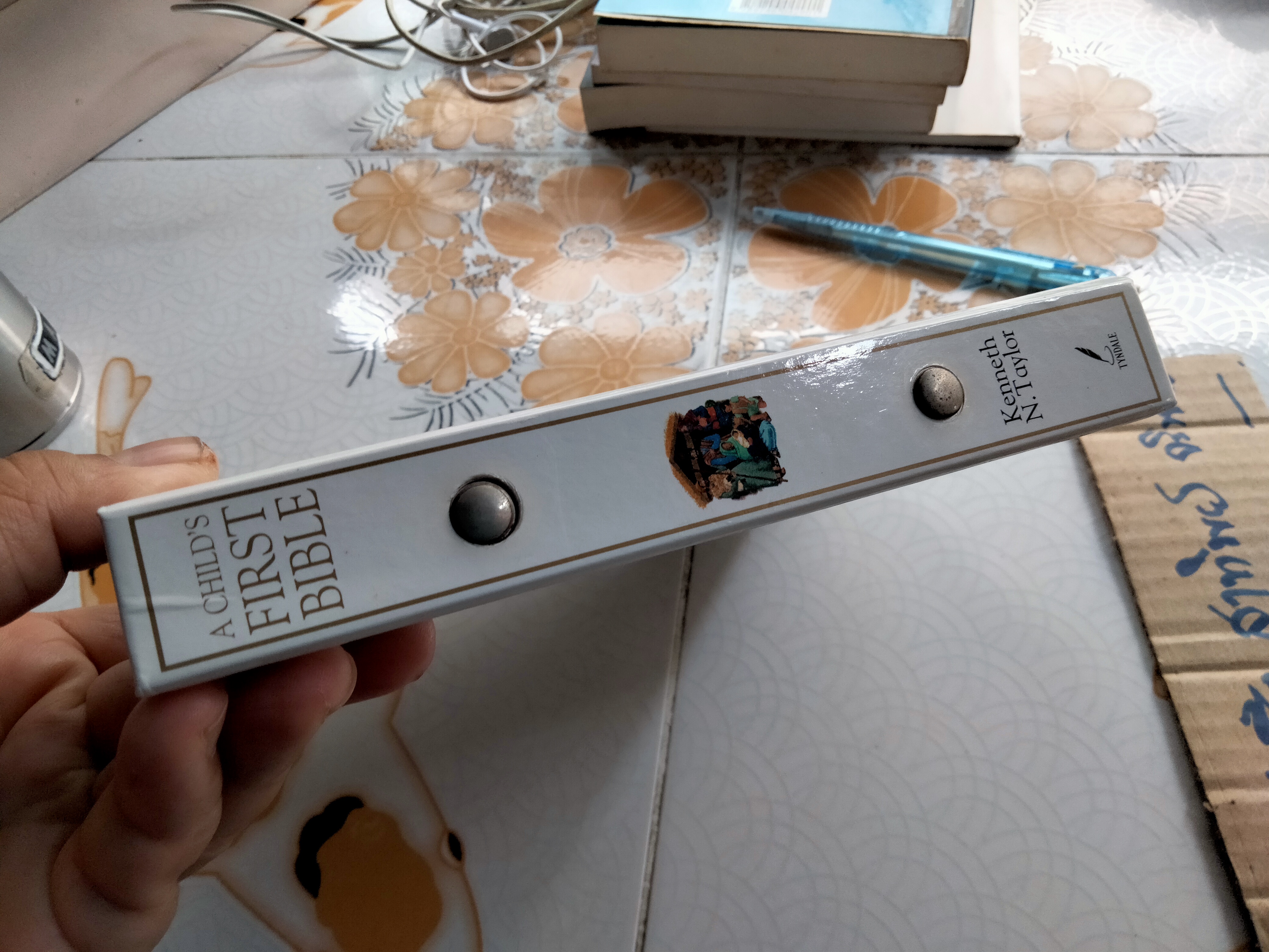 A Child's First Bible - Kenneth N.Taylor **สินค้าหมด**