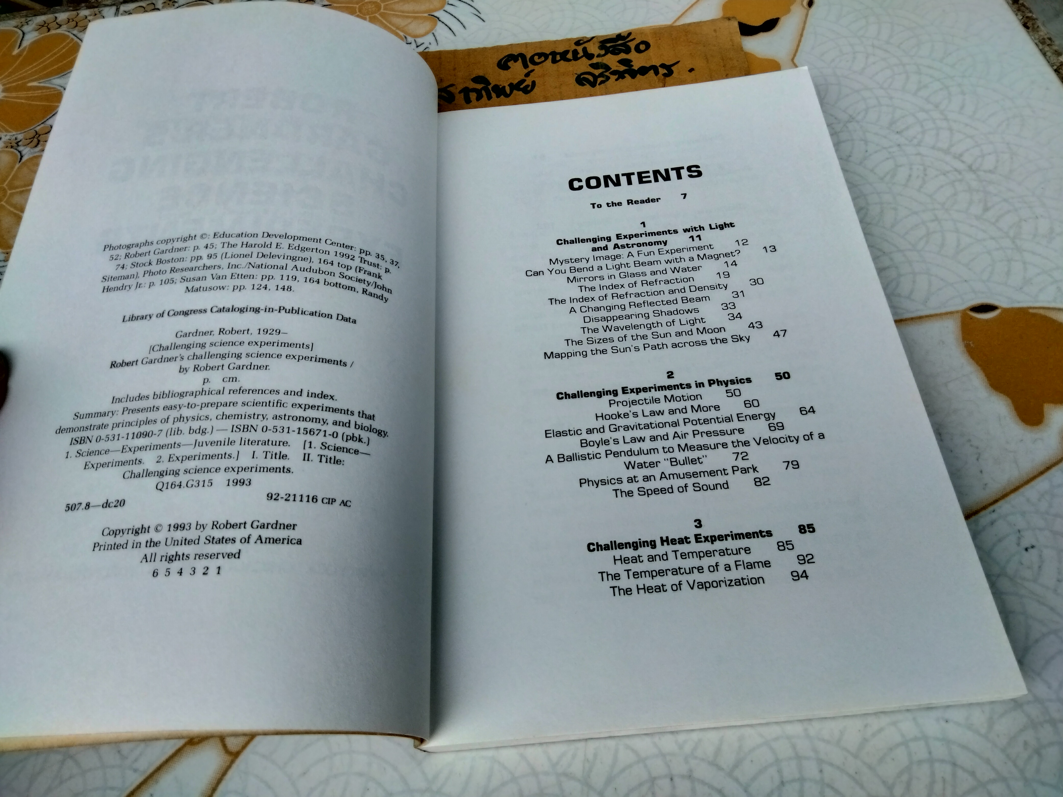 Robert Gardner's Challenging Science Experiments , GARDNER