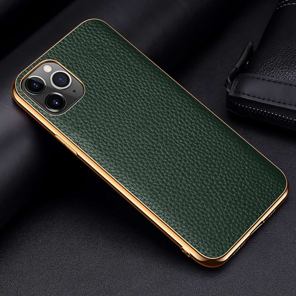 Case iPhone 13 Pro #เคสฝาหลังหนังแท้ผิวลิ้นจี่ขอบเงา Luxury genuine leather case with plated ed