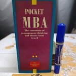 Pocket MBA The essentials of management thinking and theory from A to Z จัดพิมพ์โดย The Economist Books ปี 1992