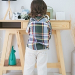 กางเกงสีครีมกับกระเป๋าเก๋ๆ สำหรับเด็ก