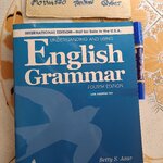 UNDERSTANDING AND USING ENGLISH GRAMMAR with answer key + 1cd (4th edition) Betty S. Azar , Stacy A. Hagen
