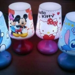 โคมไฟลายการ์ตูน