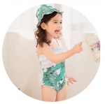 ชุดว่ายน้ำเด็ก OnePiece สีเขียวลายใบไม้ พร้อมหมวก