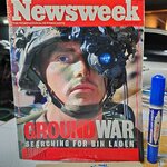 นิตยสาร Newsweek ฉบับเก่าๆ / ฉบับวันที่ 29 October 2001 ปก Ground war searching for Bin Laden