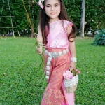 ชุดไทยเด็ก สไบกับขาม้าละมุน