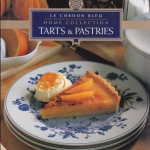 TARTS & PASTRIES (Le Cordon Bleu Home Collection) ปกแข็ง มีใบหุ้มปก **สินค้าหมด**