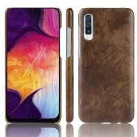 เคส Samsung Galaxy A50 #เคสฝาหลังพลาสติกแข็งเคลือบหนัง PU ลายผิวลิ้นจี่ Litchi Skin Leather Coated สีน้ำตาล